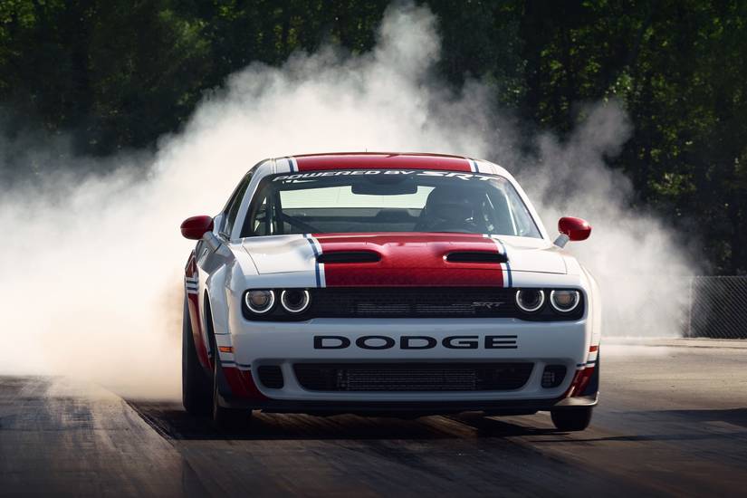 Dodge Direct Connection Offers Complete Kit To Build A 1,100-HP Drag Racer