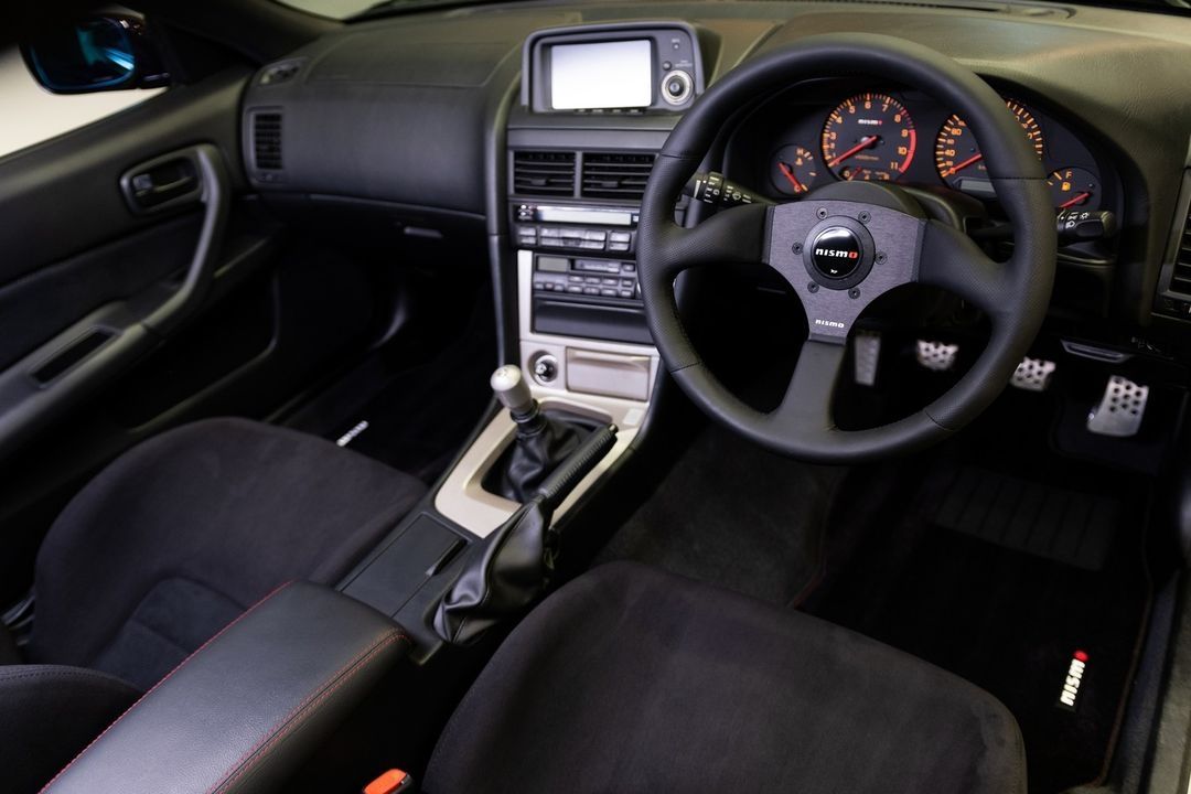 Zero-Mile Midnight Purple R34 Nissan GT-R Nismo With $40K Motor Sells ...