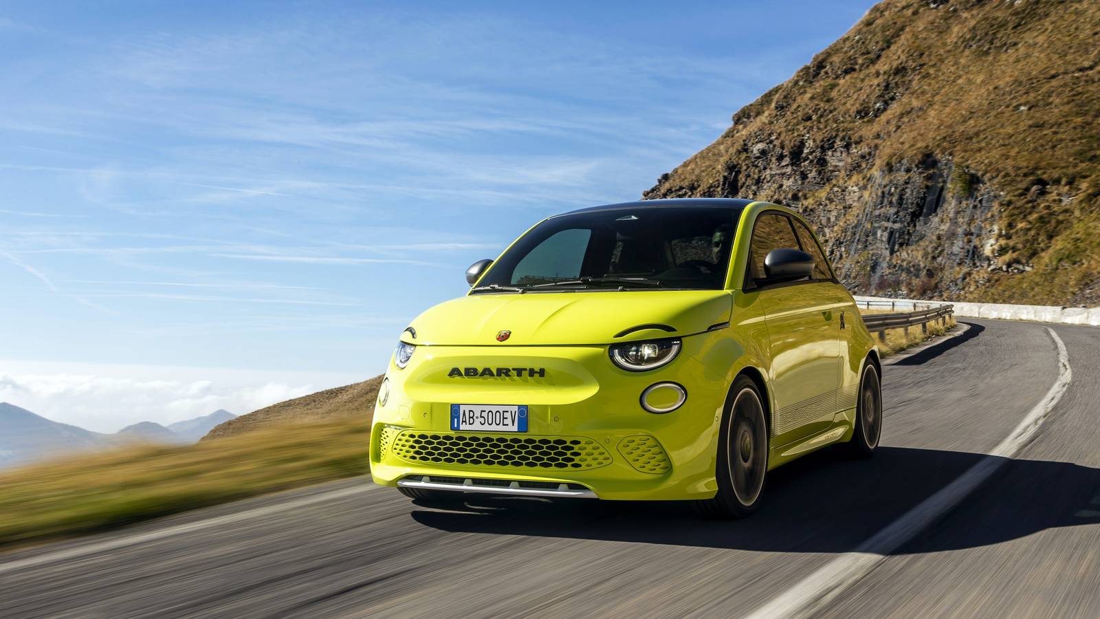 Abarth 500e Debuts As The Italian Brand's First Electric Hot Hatch