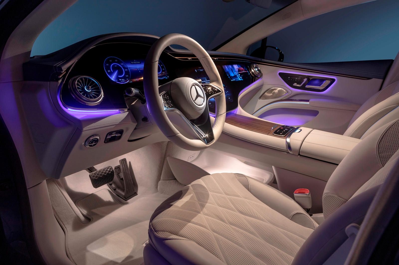 Cars With Ambient Lighting: A Quick Guide