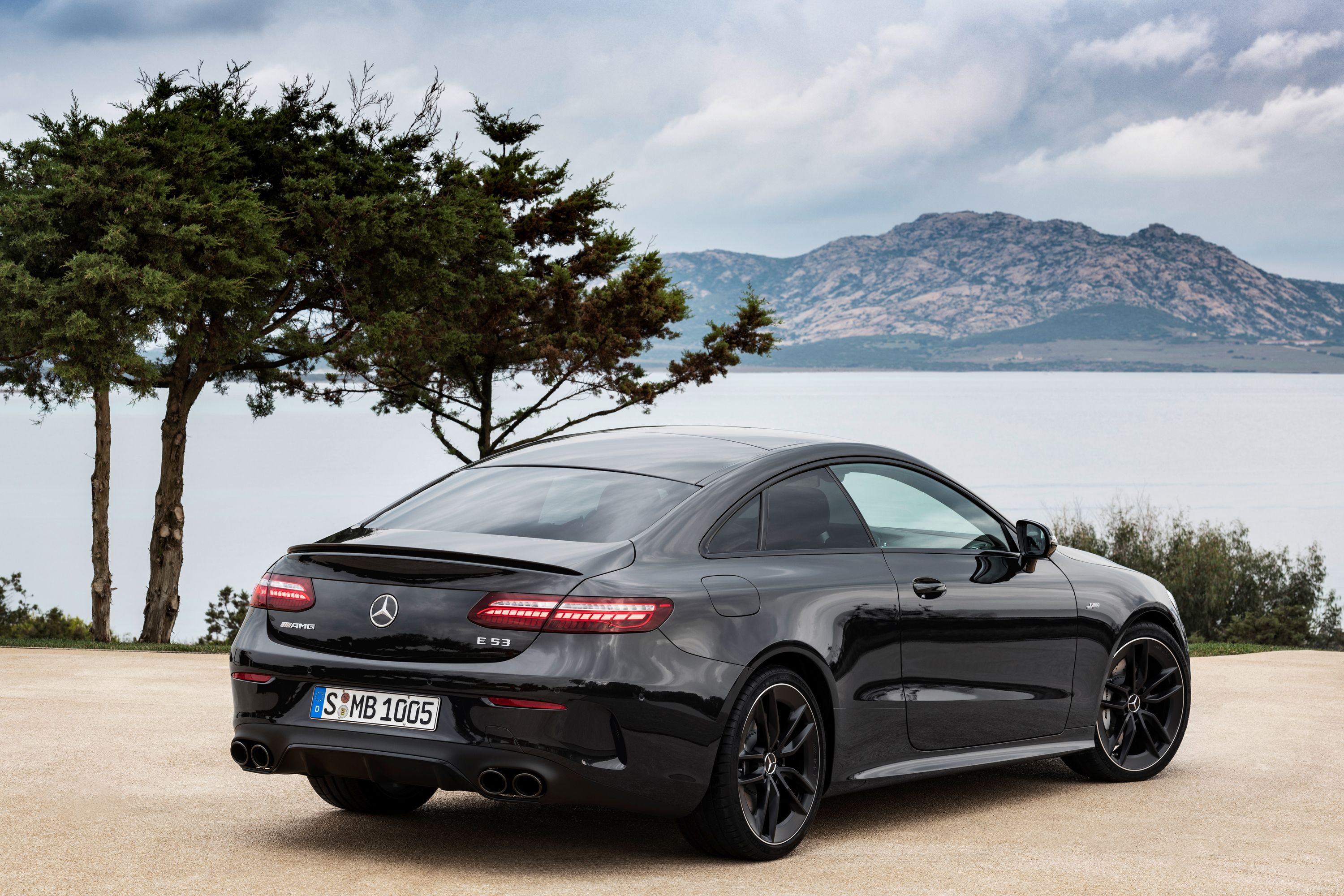 2021 Mercedes-Benz AMG E53 Coupe - Review | CarBuzz