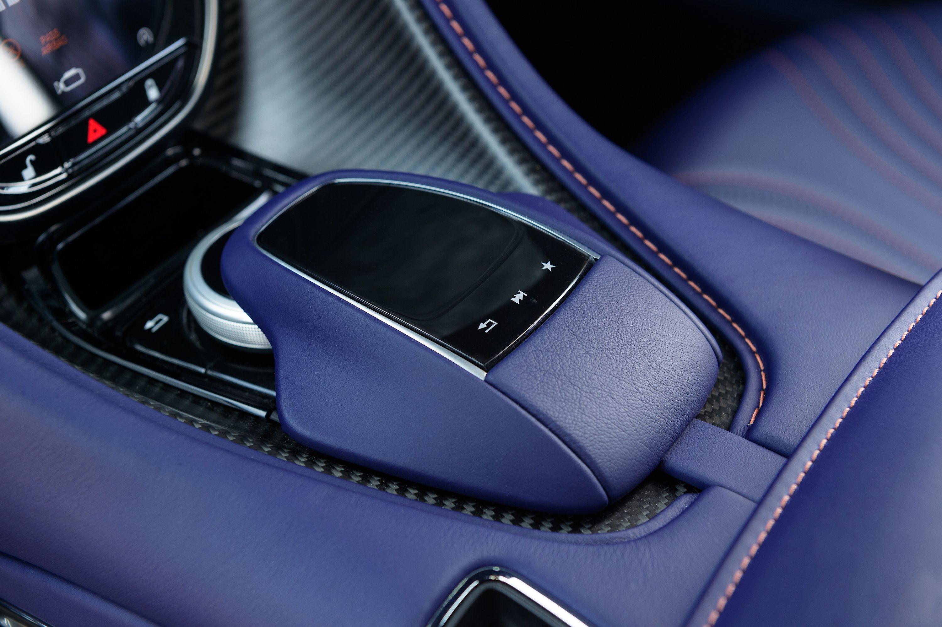 2018 Aston Martin DB11 Coupe Interior Photos