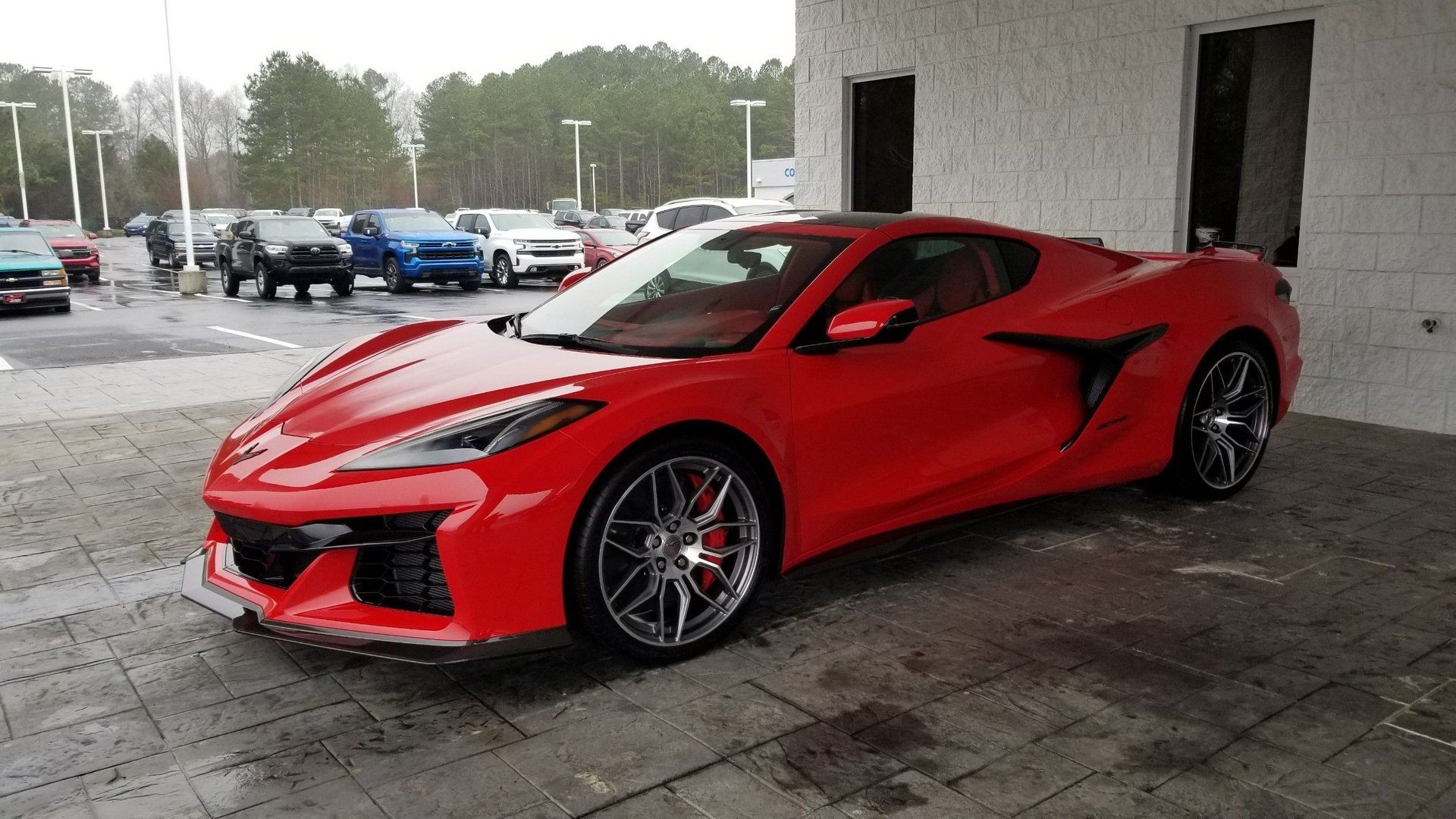 Illinois Dealer Is Selling A 25-Mile Corvette Z06 For $375K