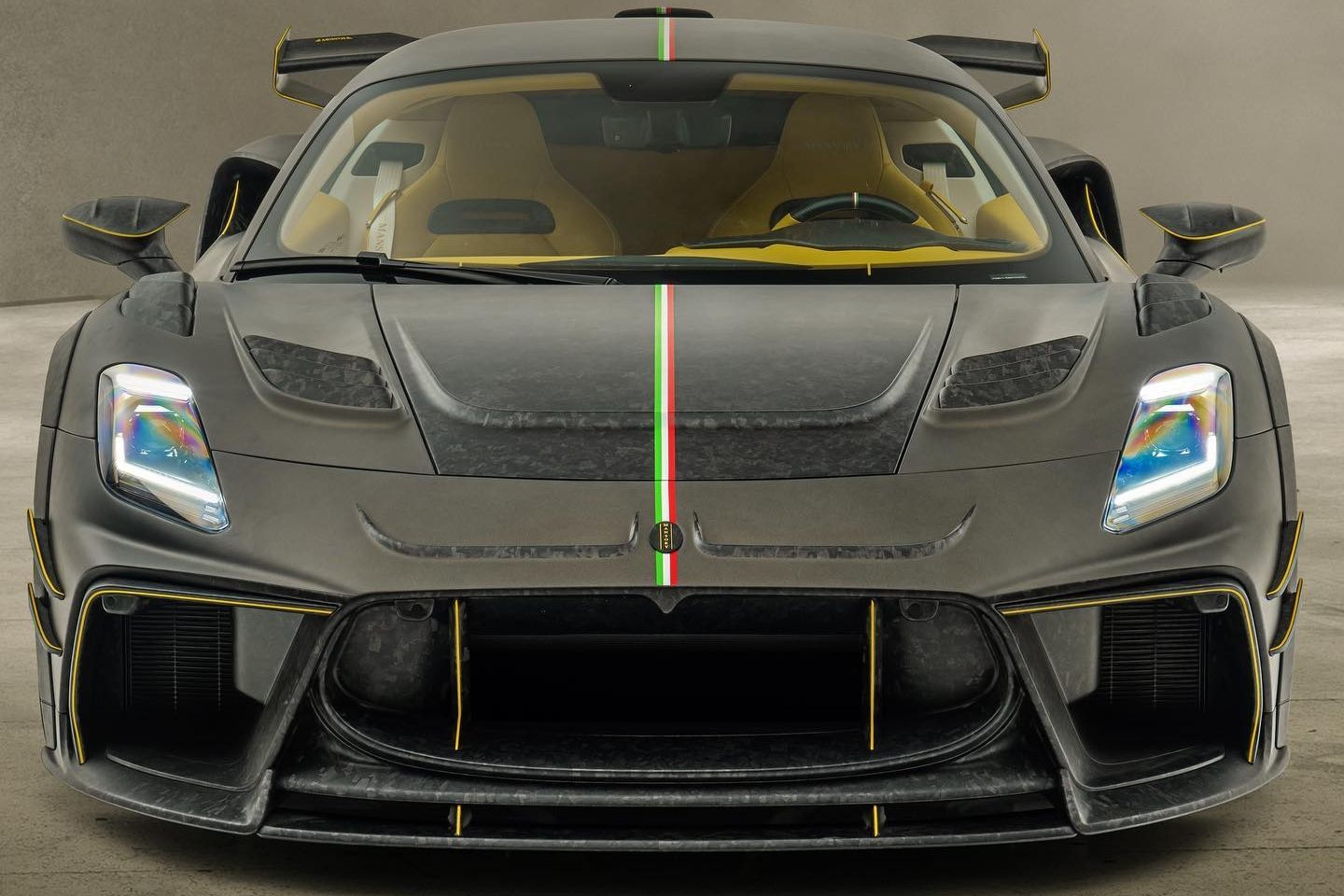 1083586.jpg?w=1200&h=1200&fit=crop