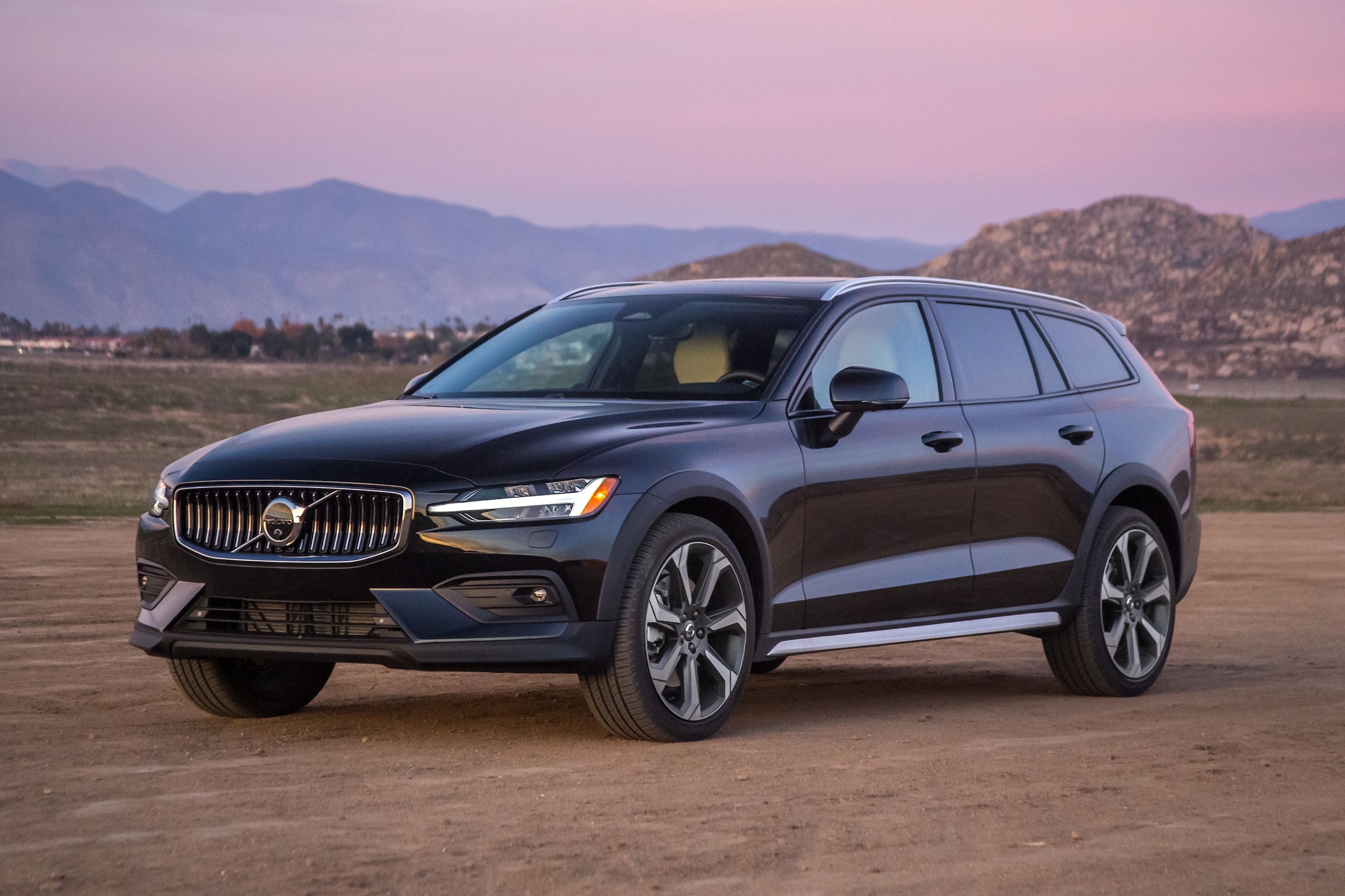 2022 Volvo V60 Cross Country Review CarBuzz