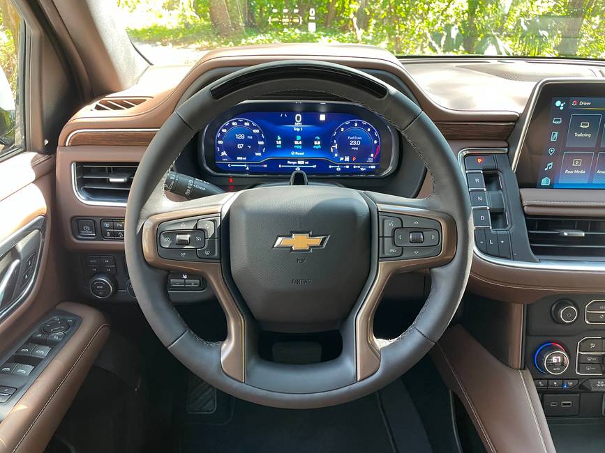 Suburban Car Interior: Ultimate Comfort and Style Upgrades