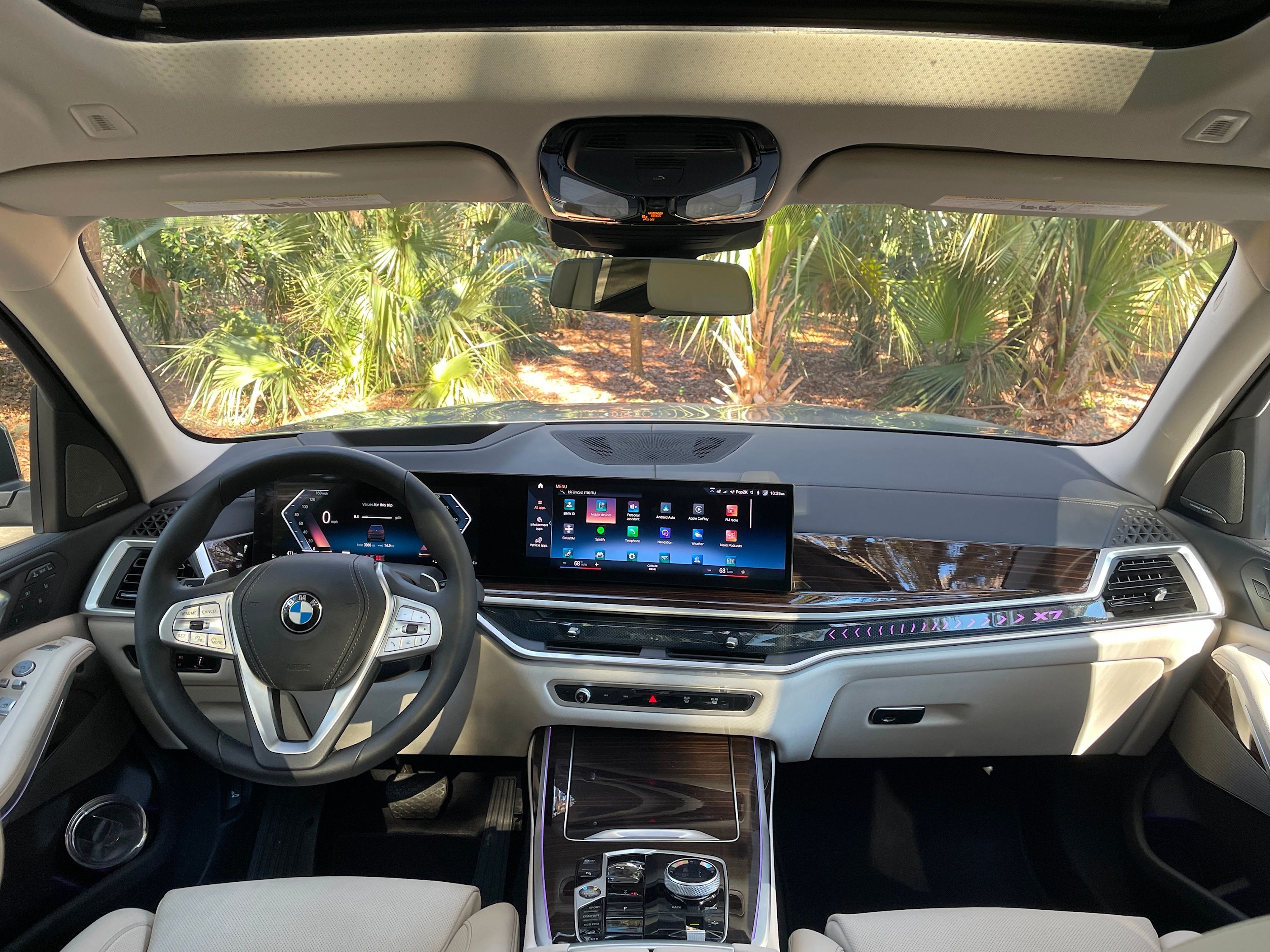 2024 BMW X7 - Photos Interior | CarBuzz