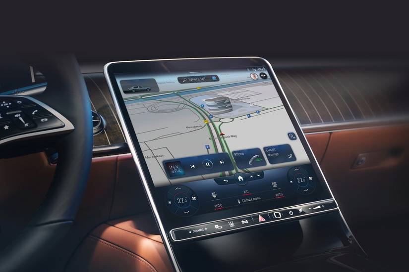 Mercedes-Benz Brings Useful Feature To C-Class And S-Class Owners With ...