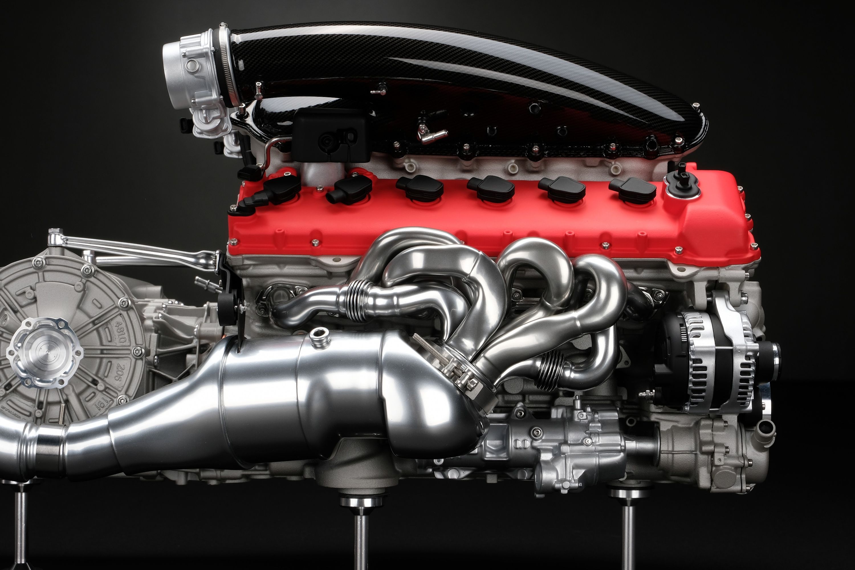 Ferrari Daytona SP3 Engine And Transmission Now Available As A Scale Model