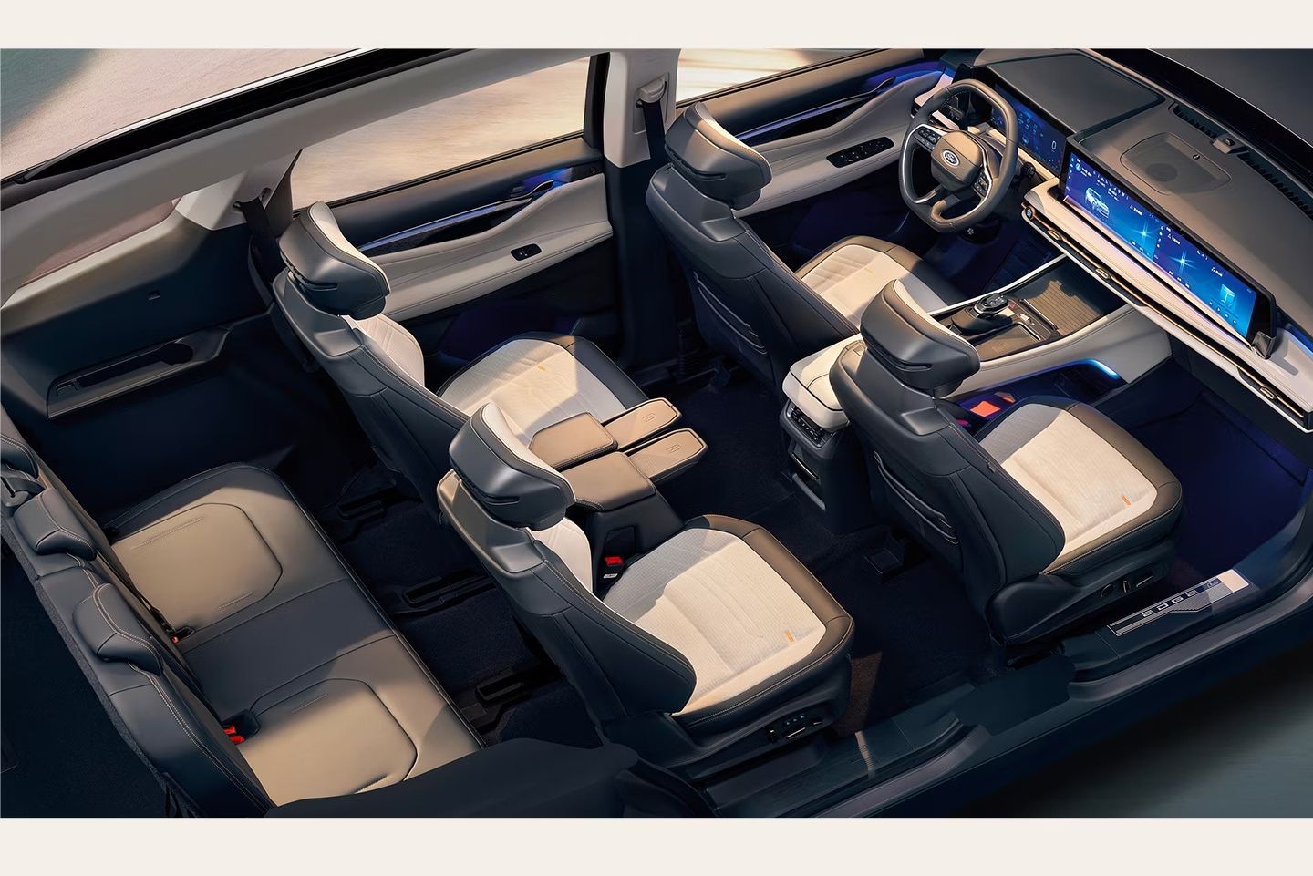 Ford Edge L Debuts As Long-Wheelbase Three-Row Edge L Crossover For China