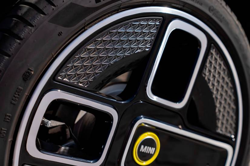 Mini Trials World's First Fully Recycled Wheels On New Electric Cooper ...