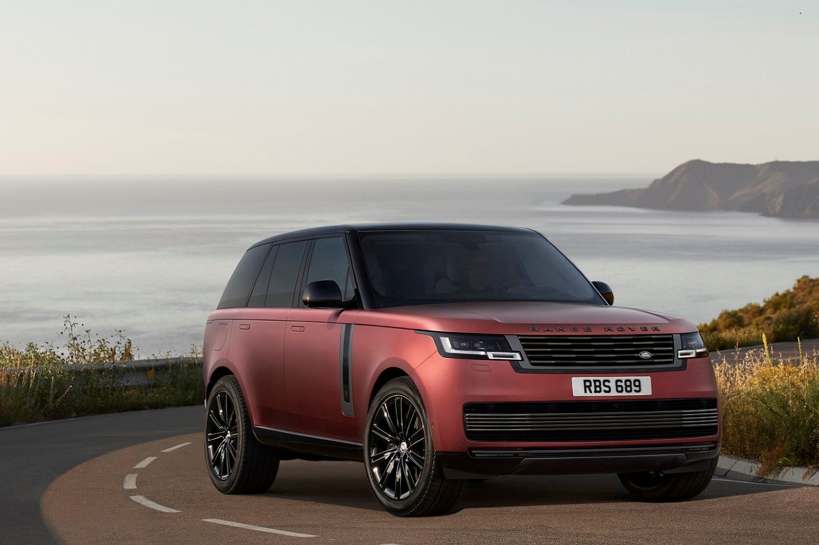 2024 Land Rover Range Rover Pricing, Photos & Specs