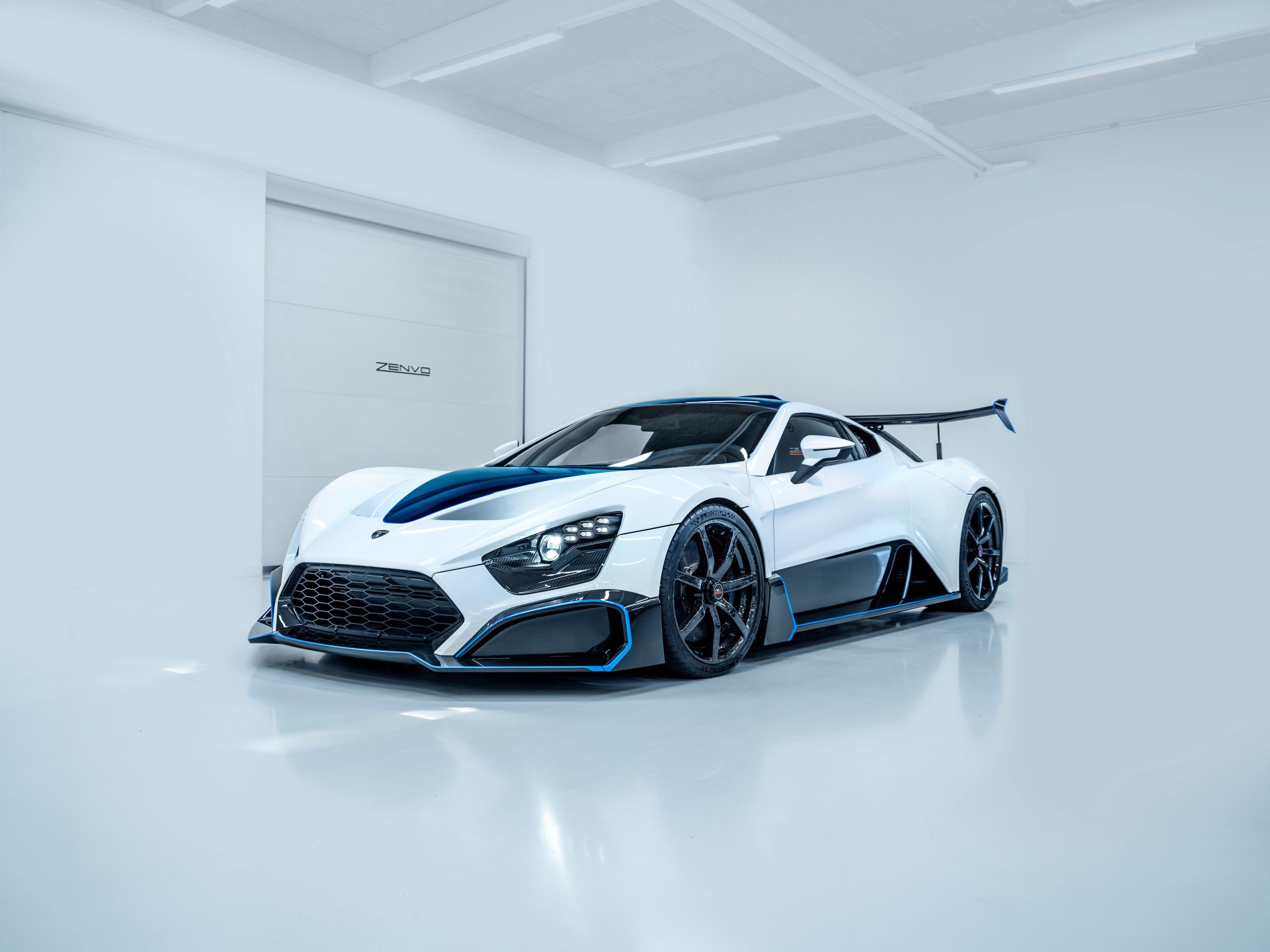 prix zenvo st1