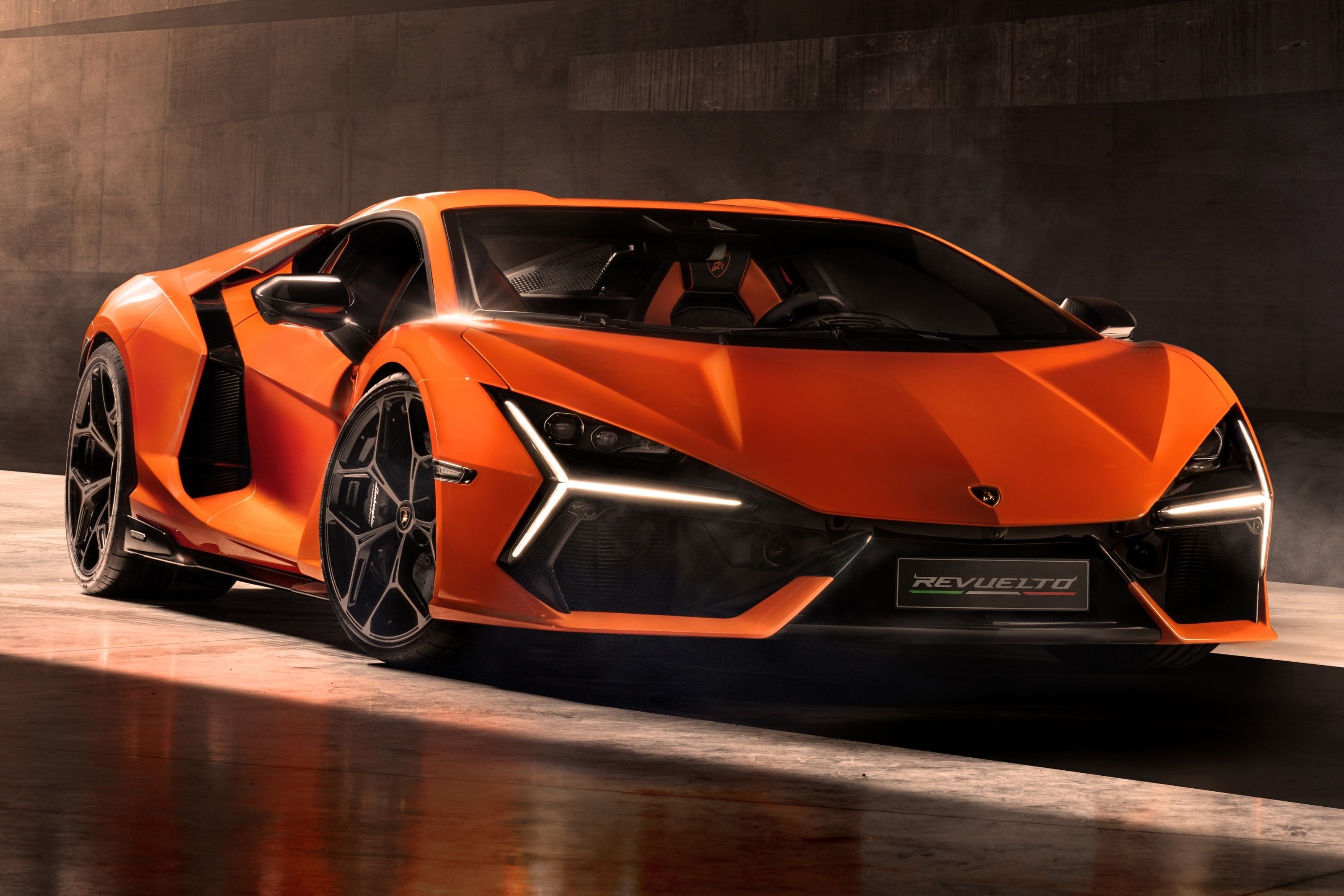 20 Lamborghini Revuelto Revealed With 20,0020 HP Plug In Hybrid V202