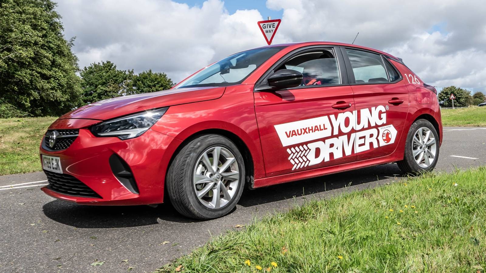 Most Driving Instructors Think Kids Should Learn To Drive From 10 Years Old