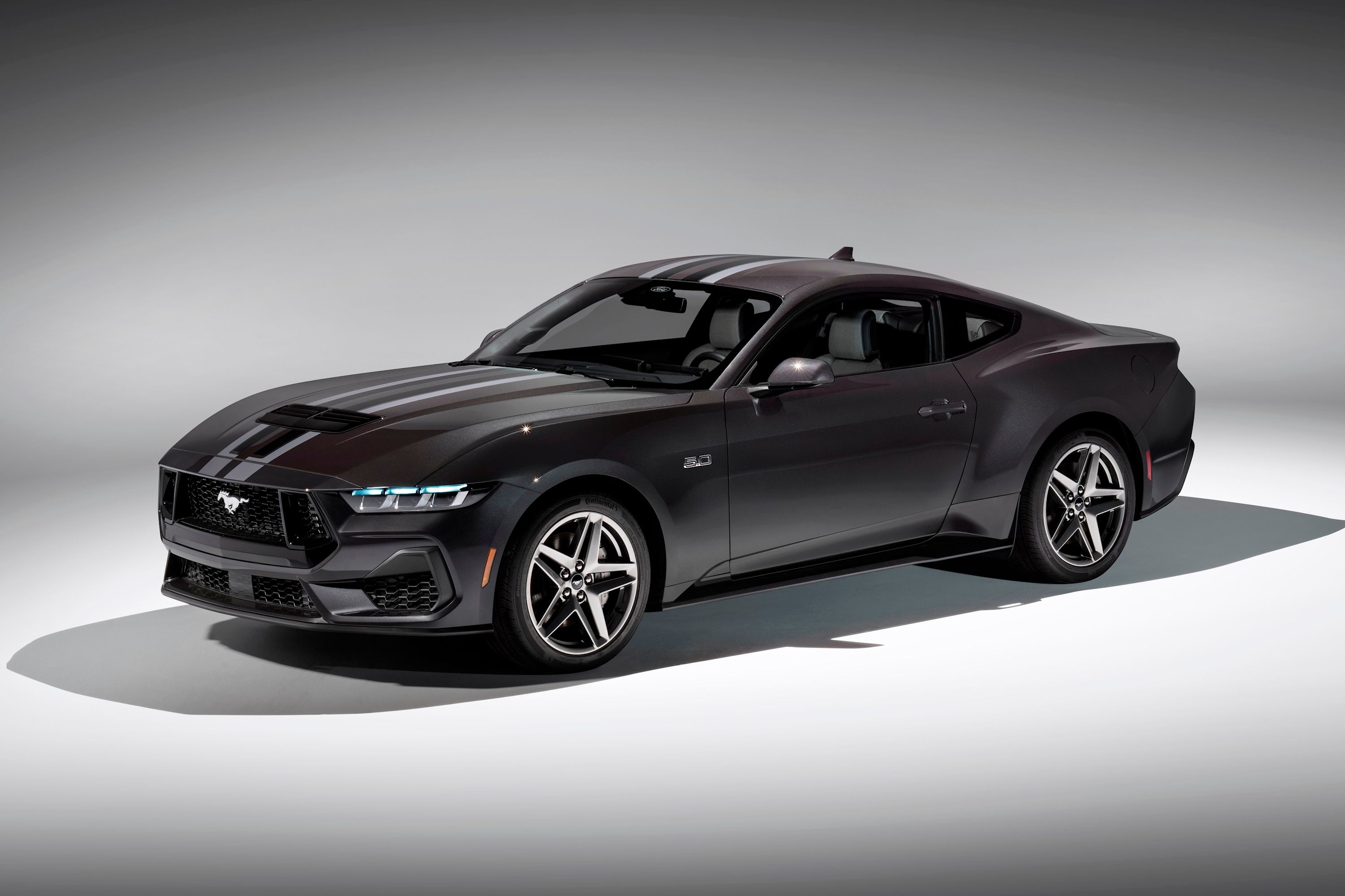 【COLOR iN ID】High neck fur mustang jumper See All the New 2024 Ford Mustang Sports Car Paint Colors