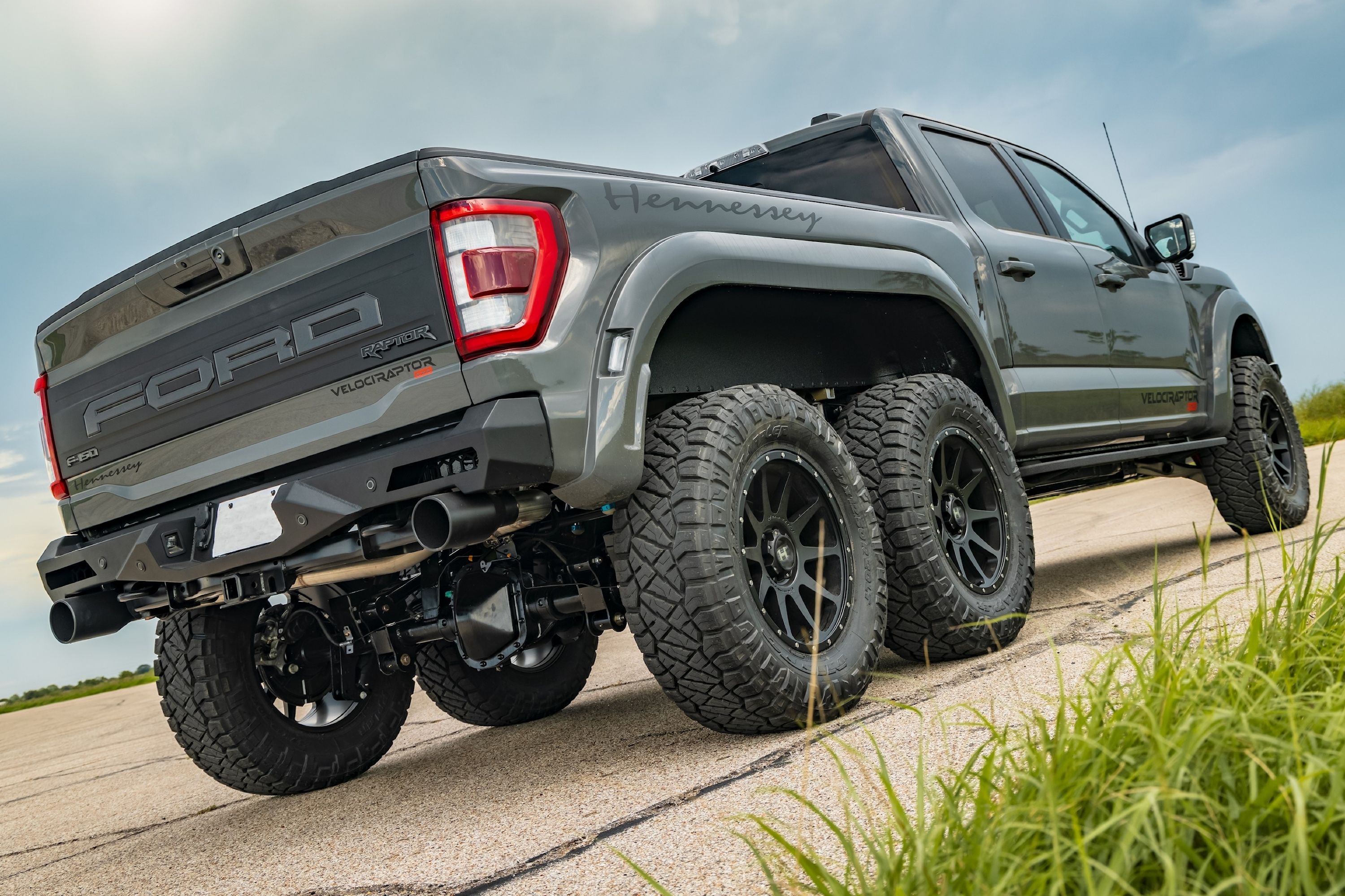 Hennessey Turns F-150 Raptor R Into 6x6 Monster With Half A Million ...