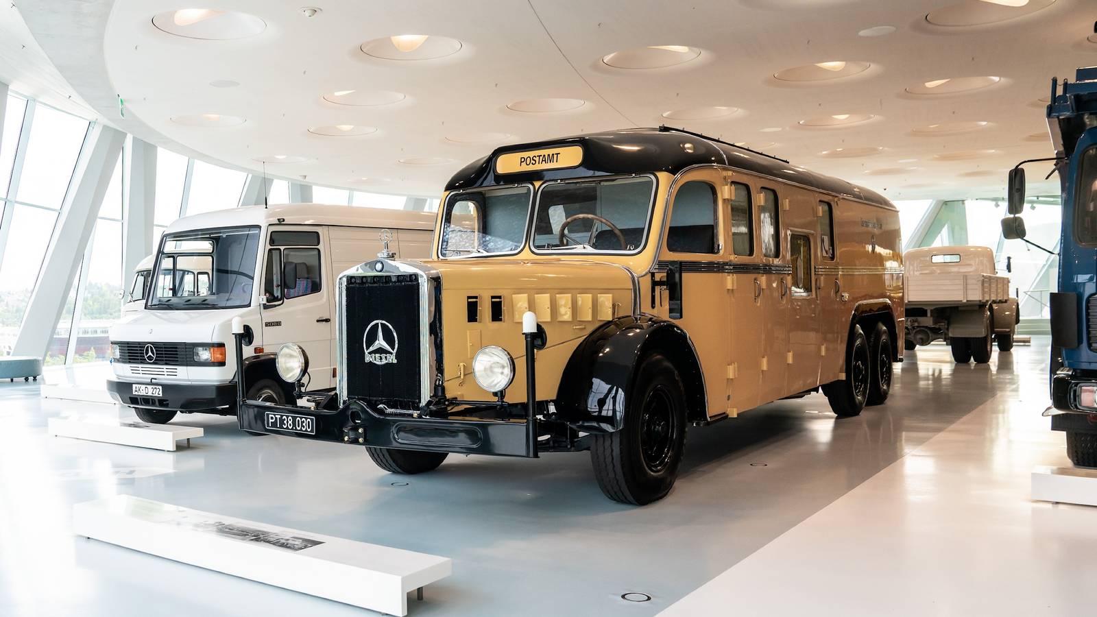 This Giant Mercedes-Benz Bus Was Much More Than A People-Carrier