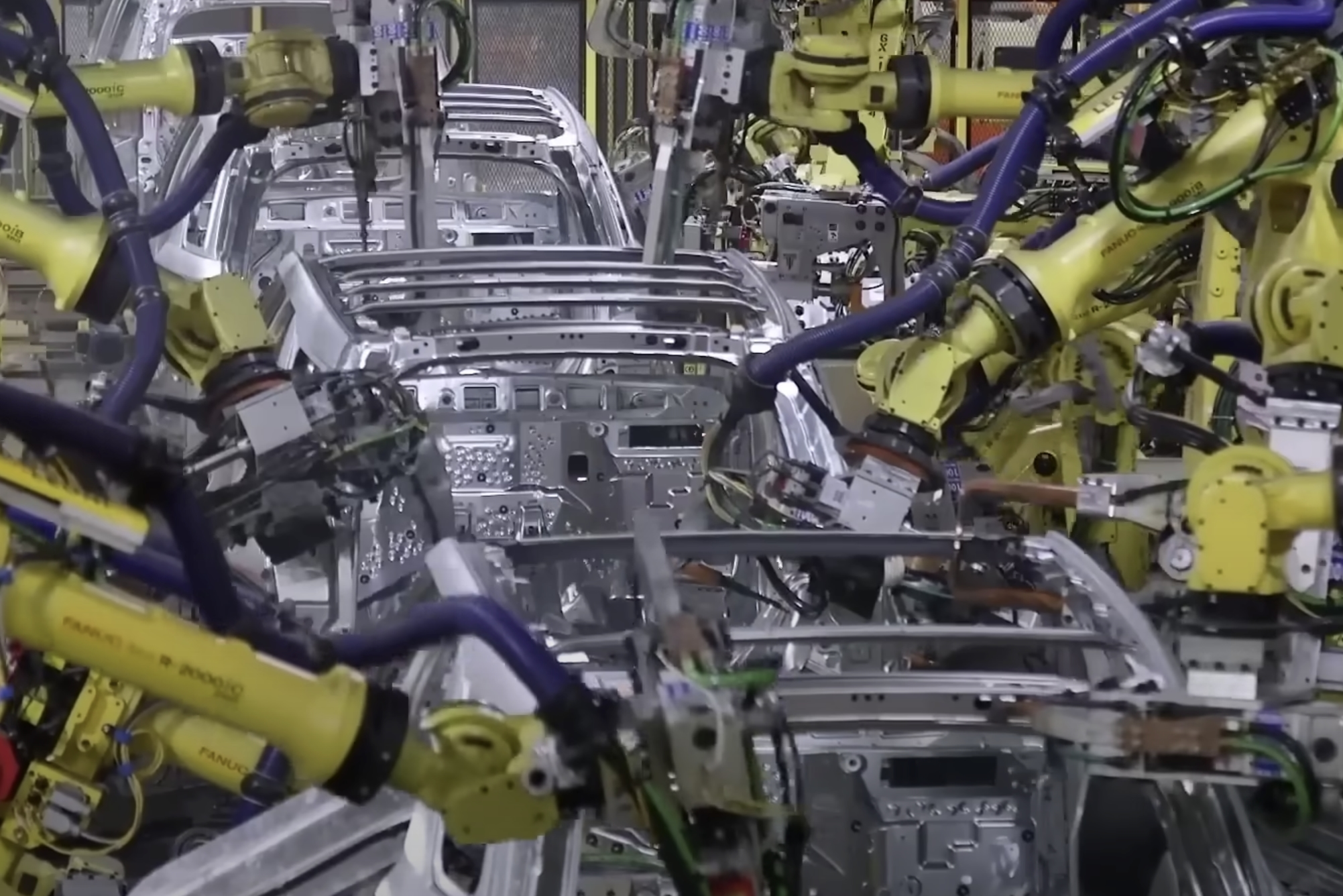 Watch The Ford Explorer Get Built On State-Of-The-Art Assembly Line