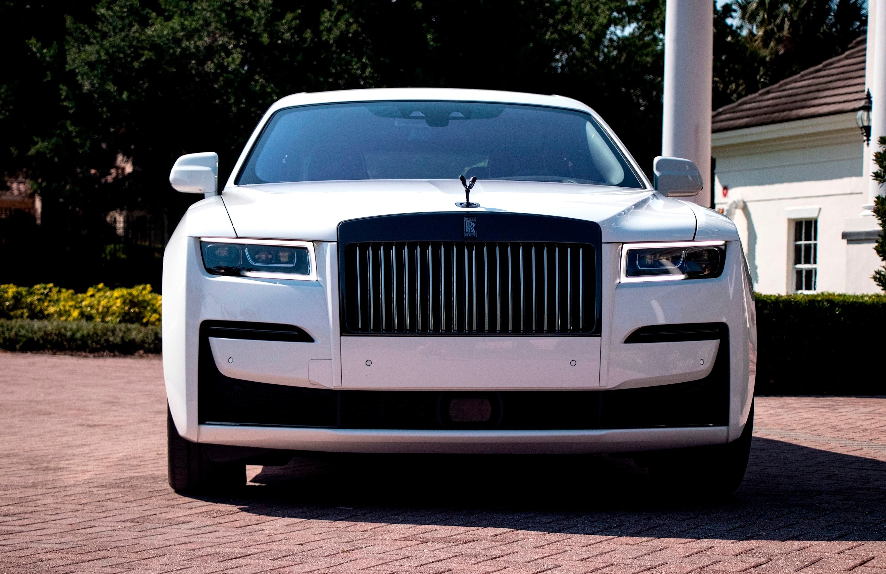 20 Rolls Royce Ghost   Review   CarBuzz