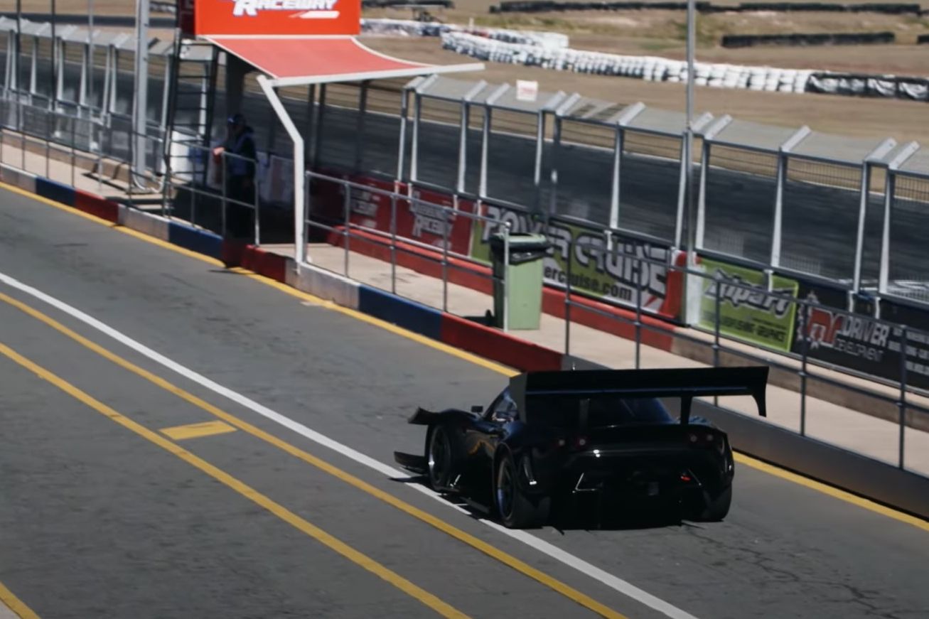 K-Swapped Lotus Exige Is A Big-Winged Time Attack Monster With 1,000 HP