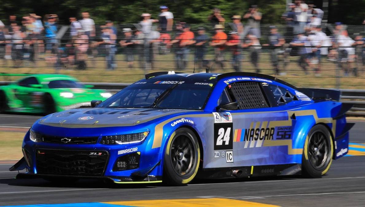 WATCH: NASCAR Chevrolet Camaro ZL1 Fills Le Mans Air With Ferocious V8 ...