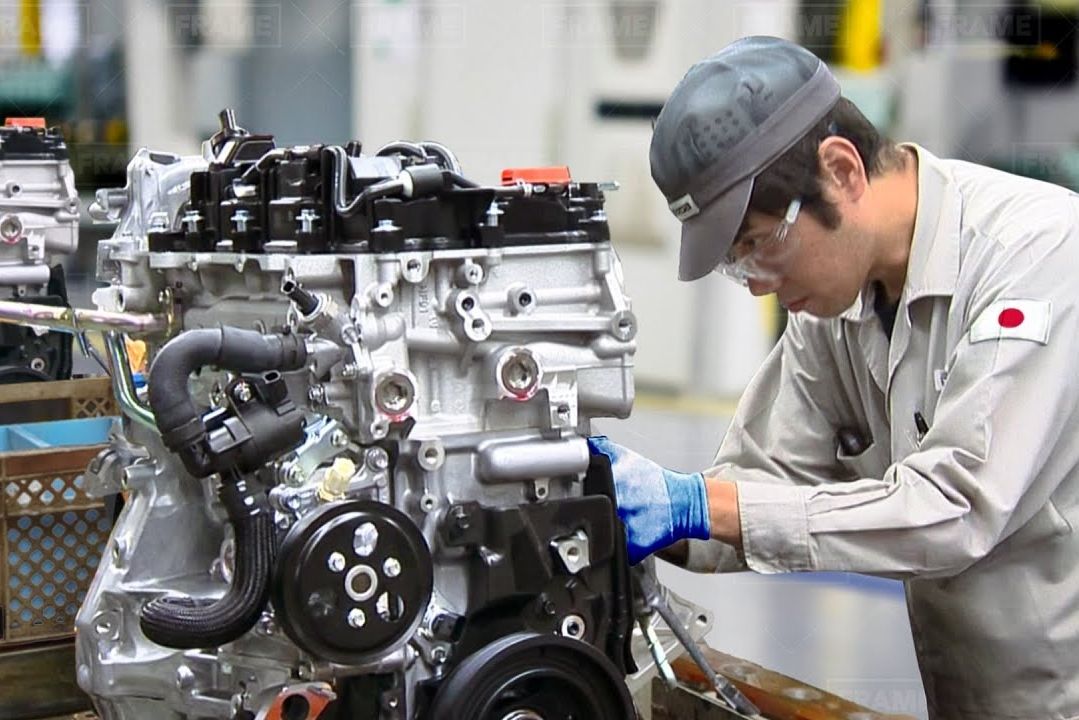 Watch How Mazda CX-9 And MX-5 Engines Are Made