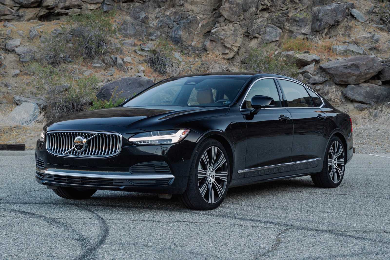 2024 Volvo S90 T8