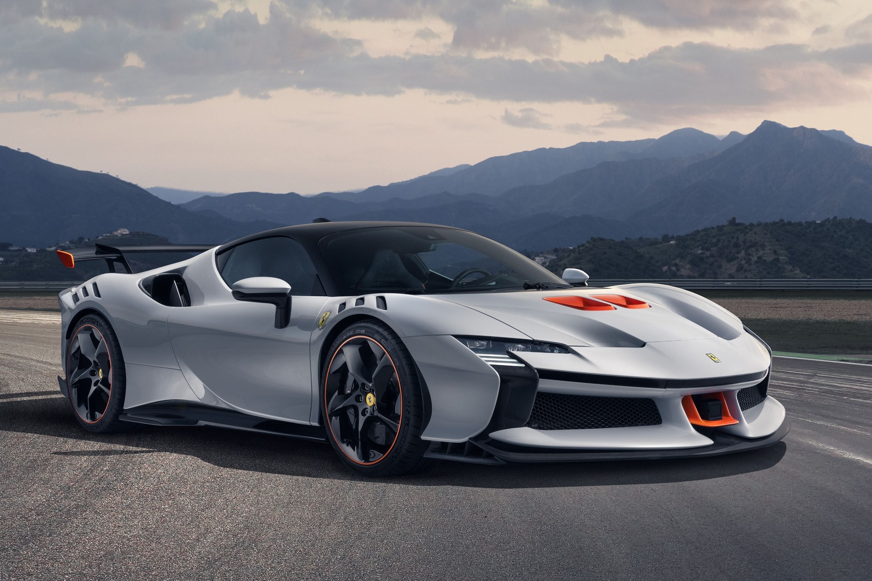 Ferrari SF90 XX Stradale: Review, Pricing, Photos, and Specs