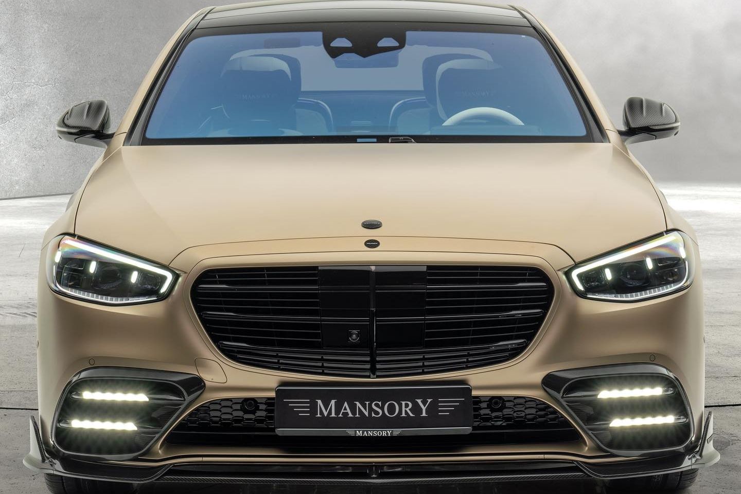 Mansory Mercedes-Benz S-Class In Kalahari Gold Doesn't Look That Bad