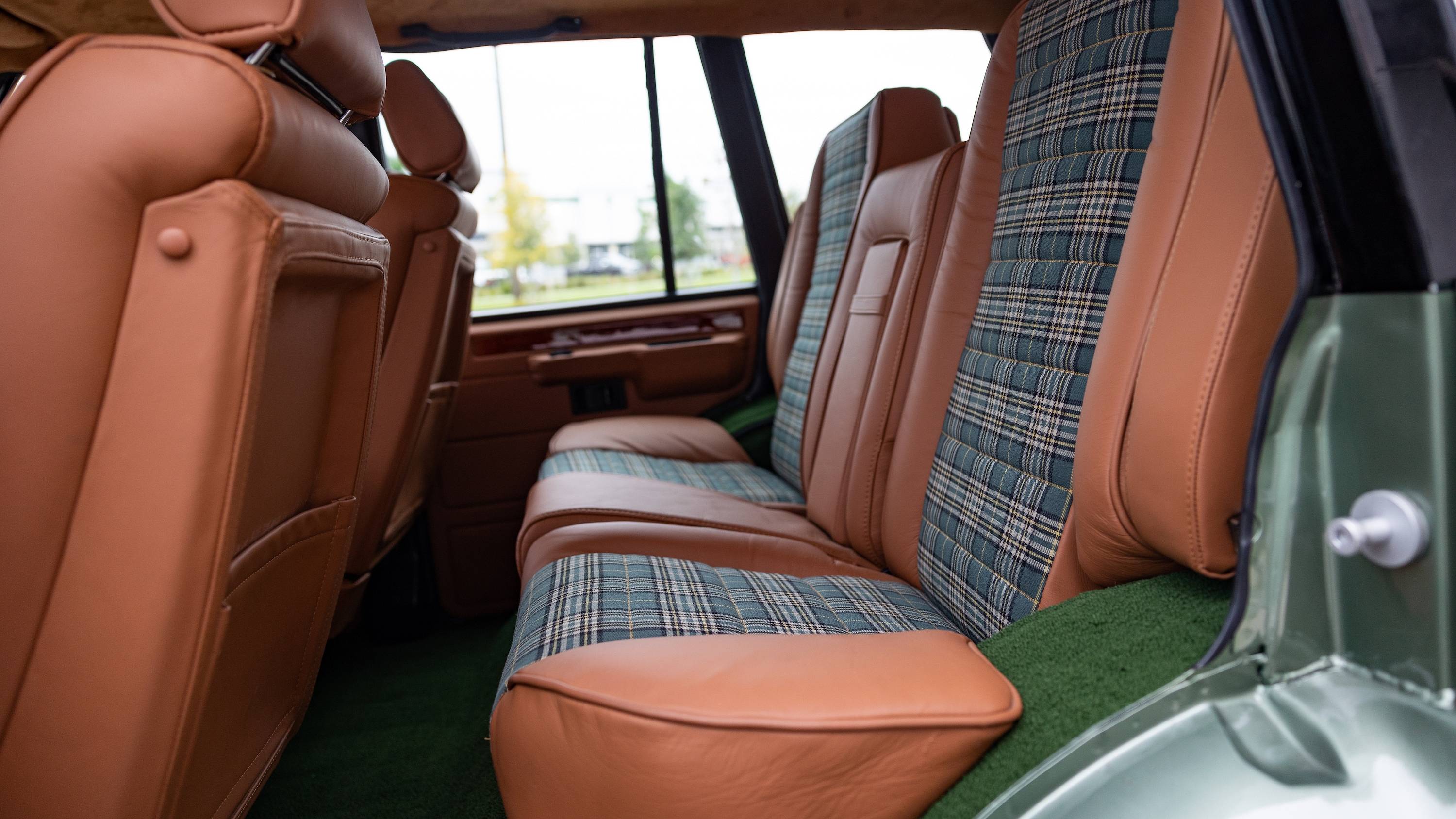 Retro Mod Range Rover Classic Range Rover Restomod Combines Classy British Design And ...