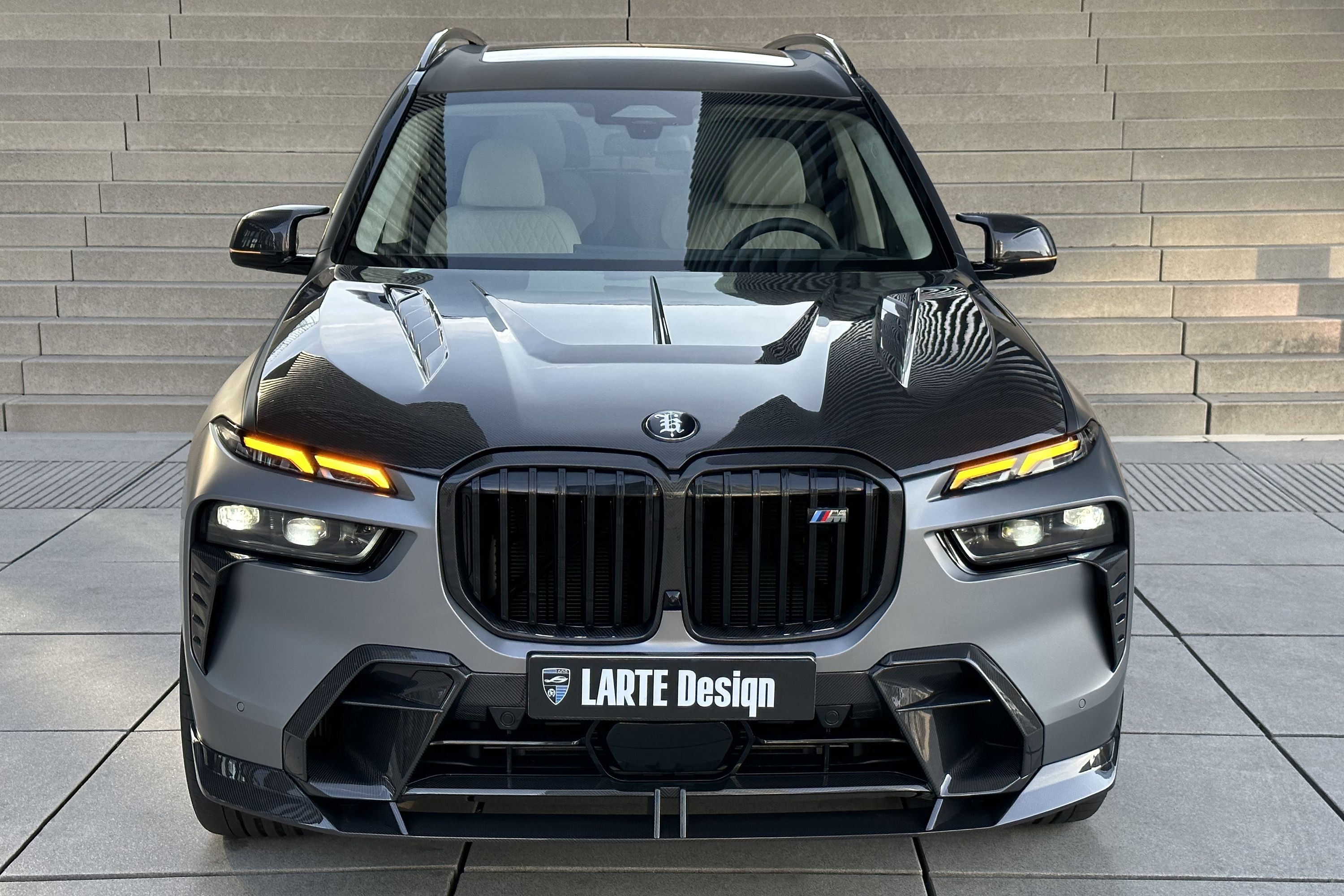 BMW X7 M60i Gets Carbon-Fiber Body Kit And More Power
