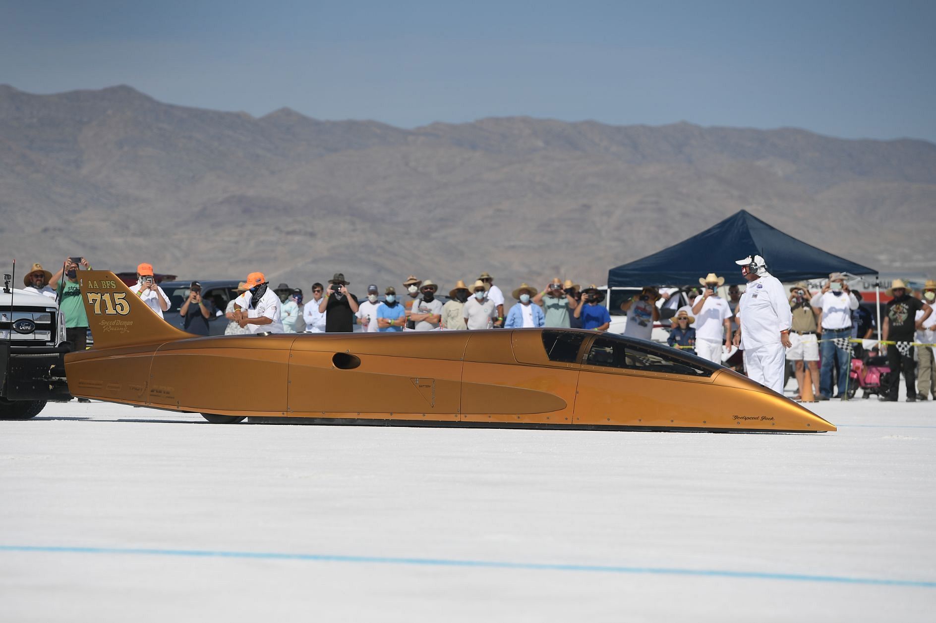 World's Fastest Piston-Engine, Wheel-Driven Vehicle Tops 333 MPH At ...