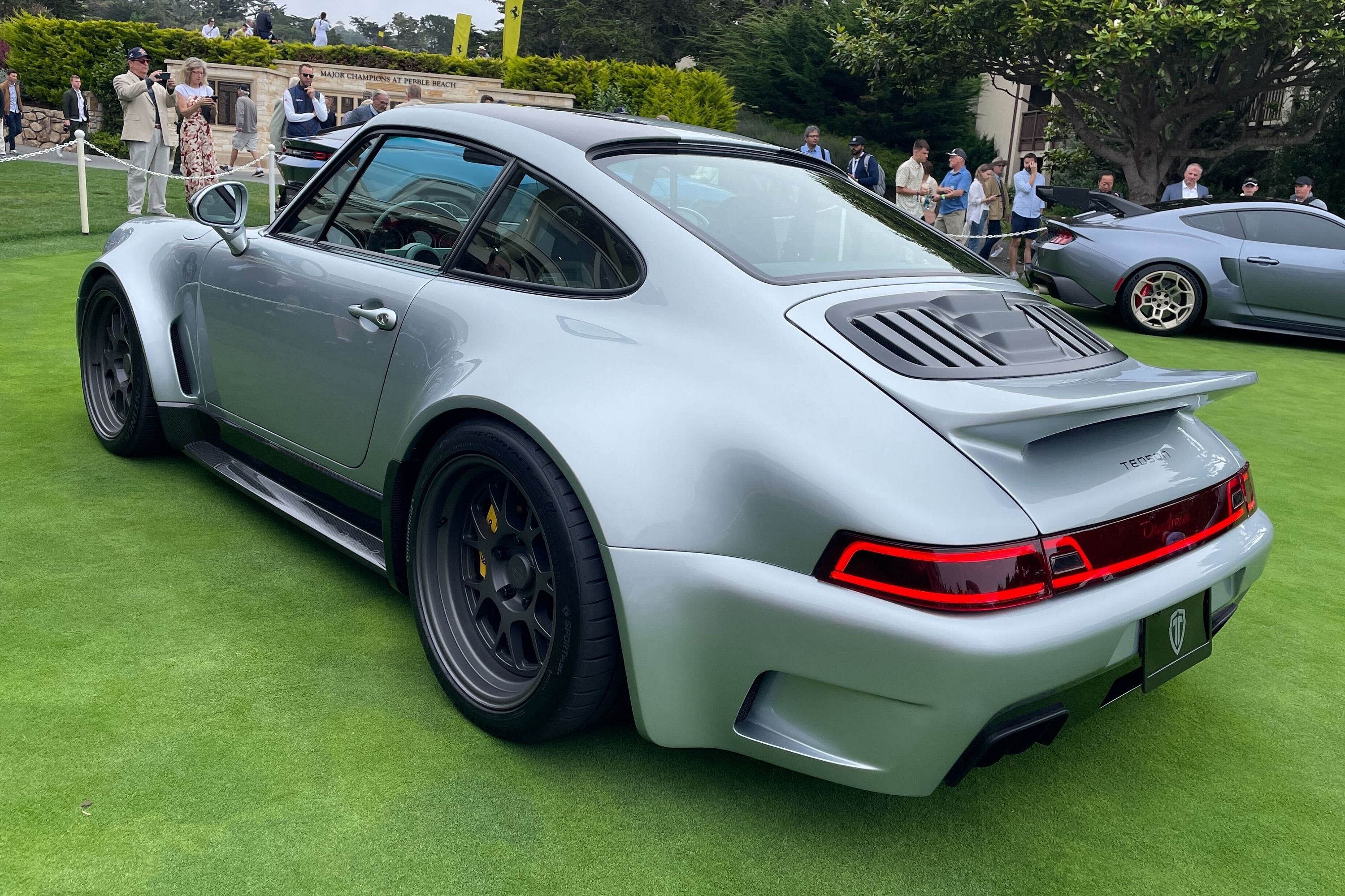 Porsche Rst 964 Porsche 911 Restomod Gets Fresh Looks And 500-HP Hybrid Powertrain