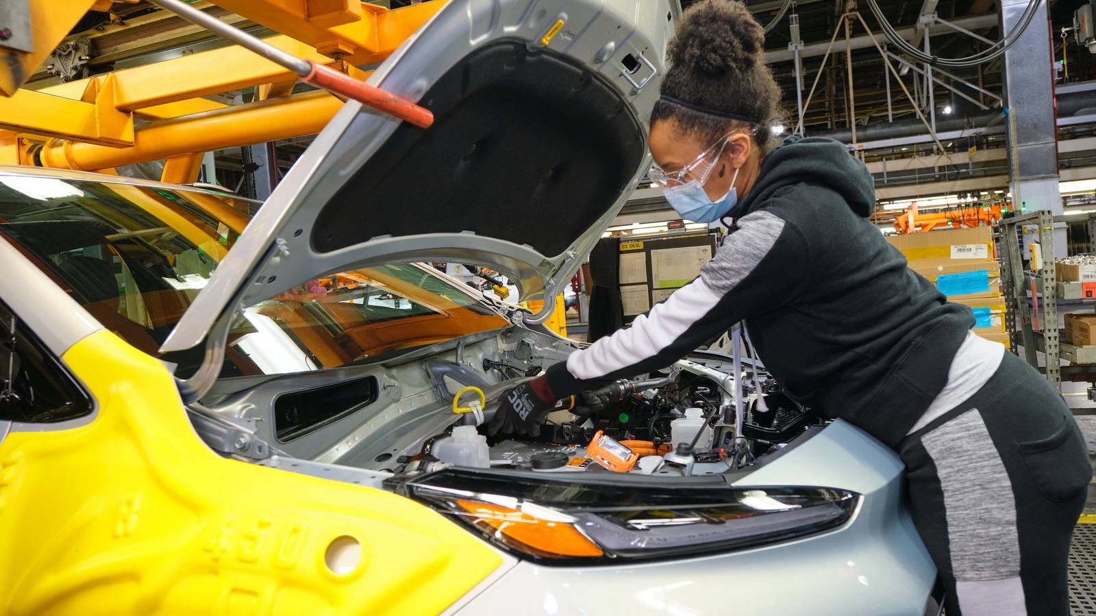 General Motors Cutting 200 Engineering Jobs In The Name Of Simplicity