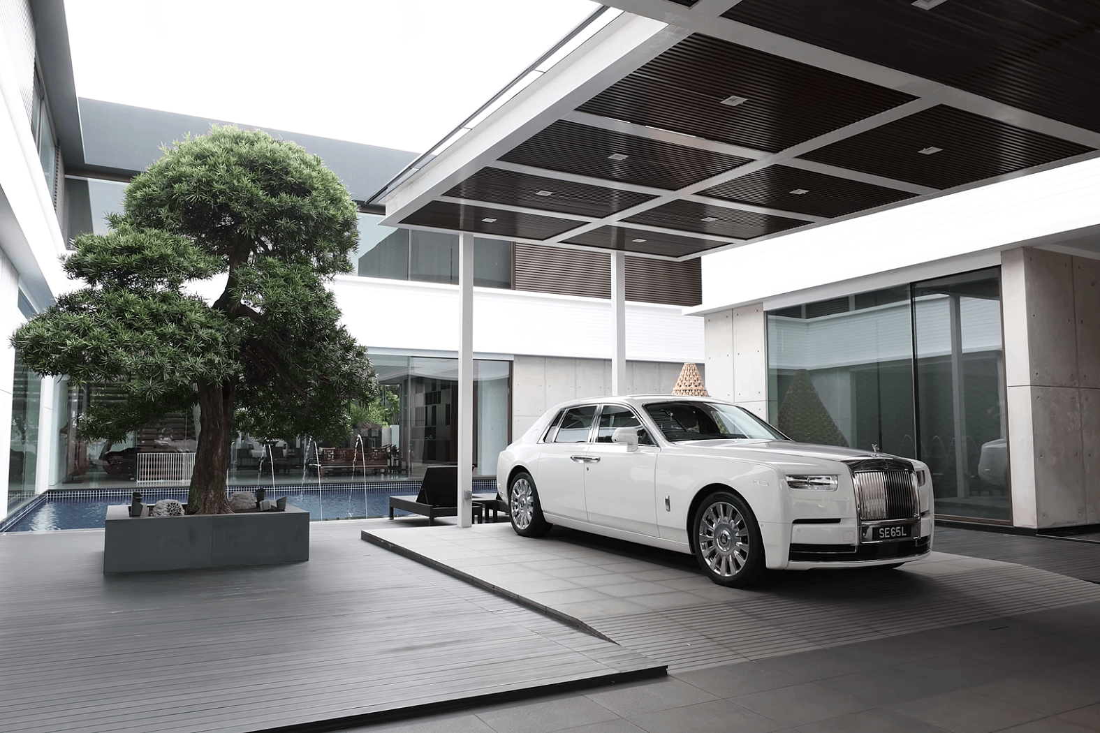 WATCH: Craziest Car Collections In Singapore