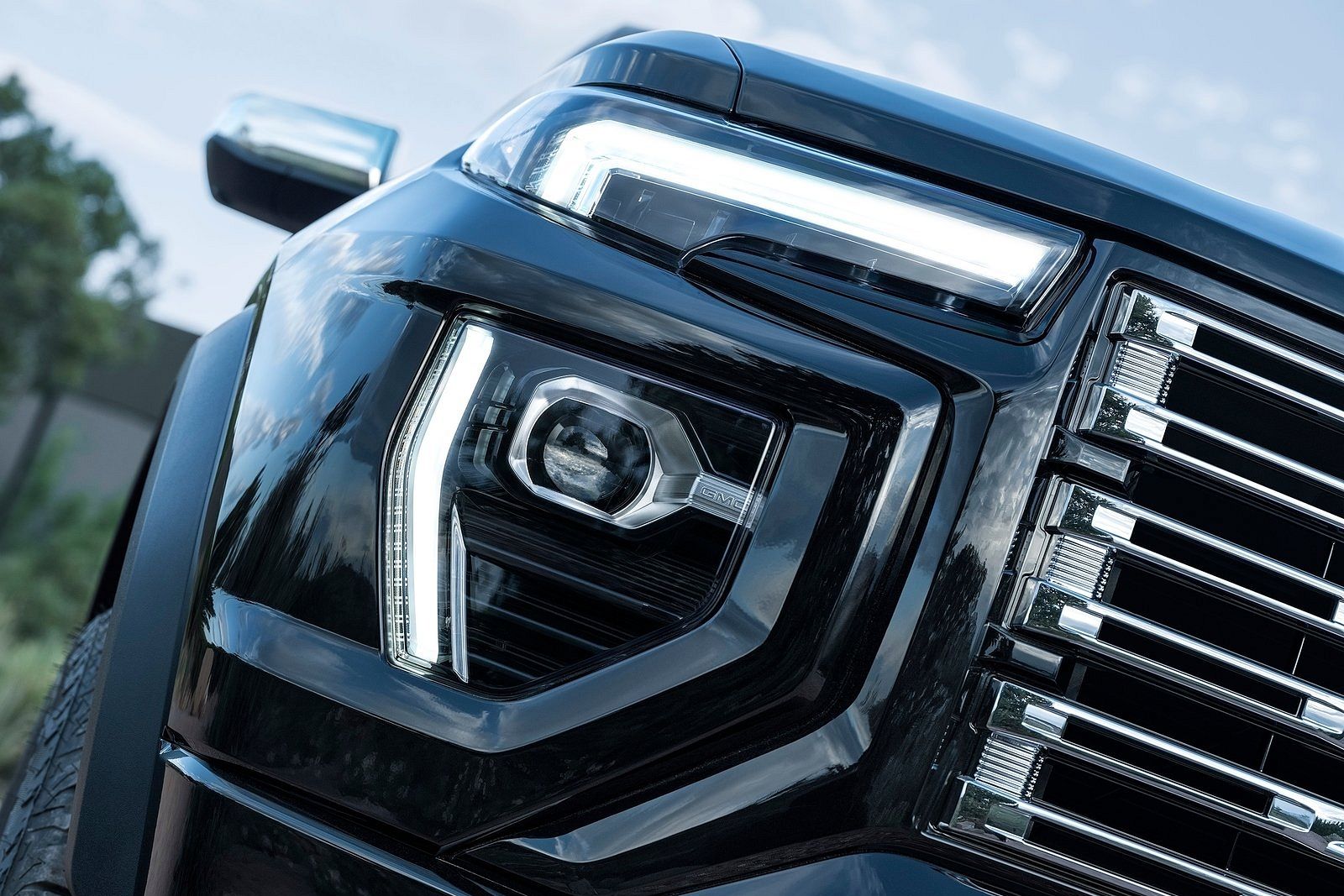 GMC Axed V8-Powered Jimmy Revival To Pay For Hummer EV Development