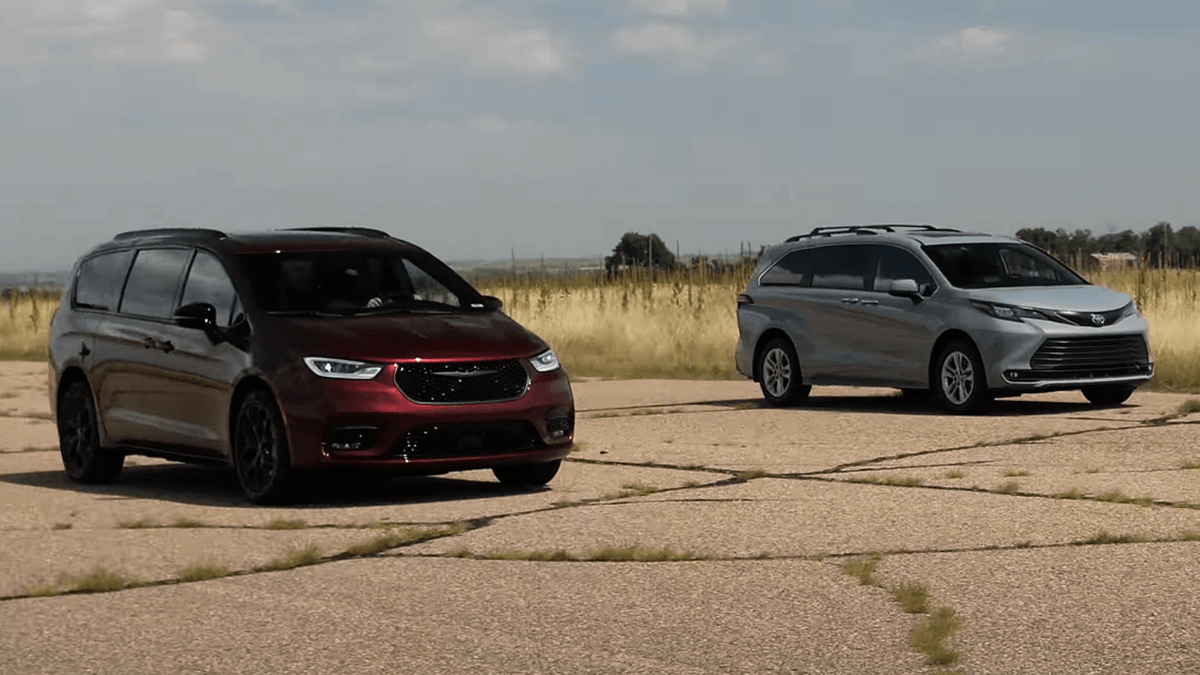 AWD Minivan Drag Race: Toyota Sienna Vs. Chrysler Pacifica