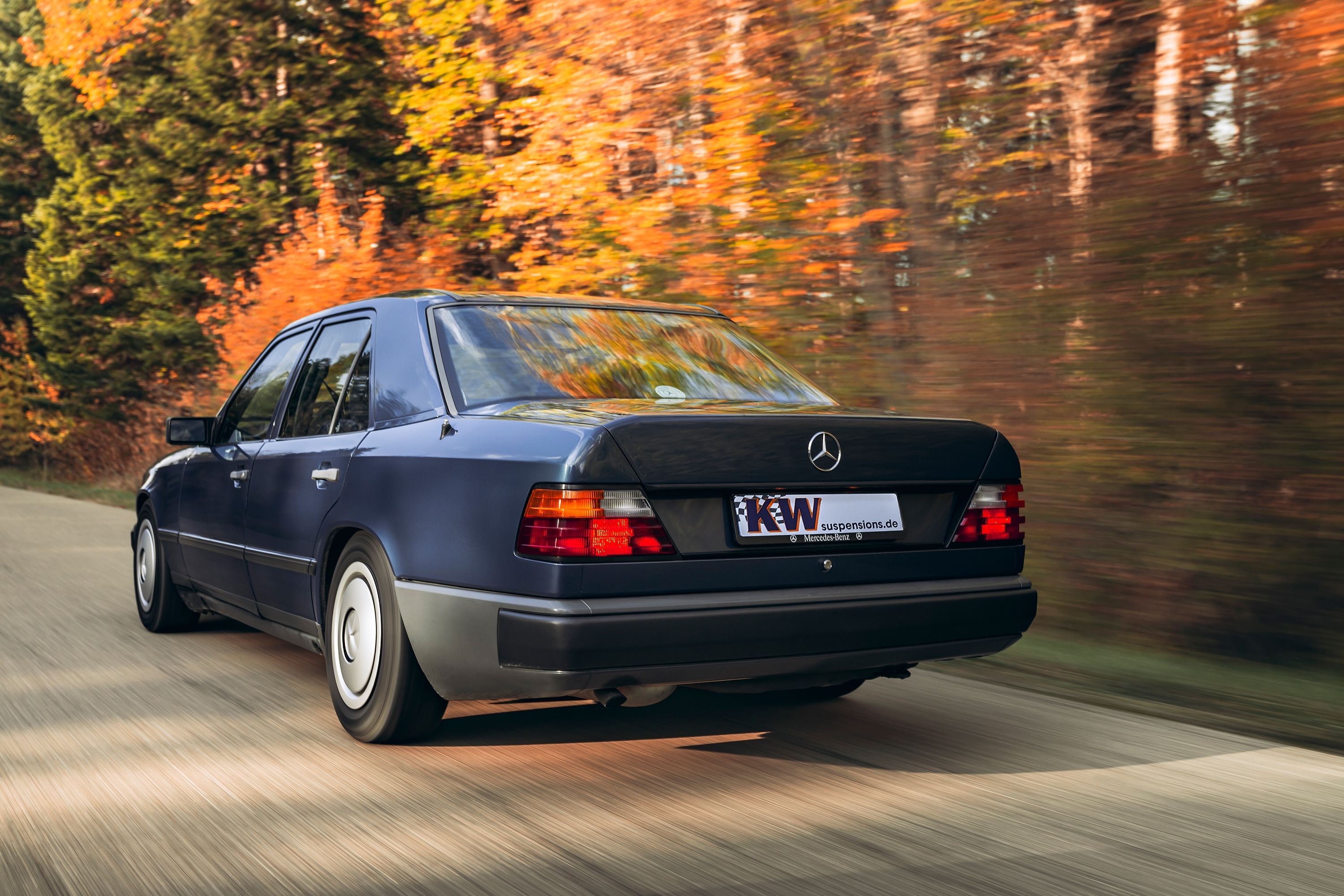 KW Reveals Modern Multi-Adjustable Suspension For Classic Mercedes W124