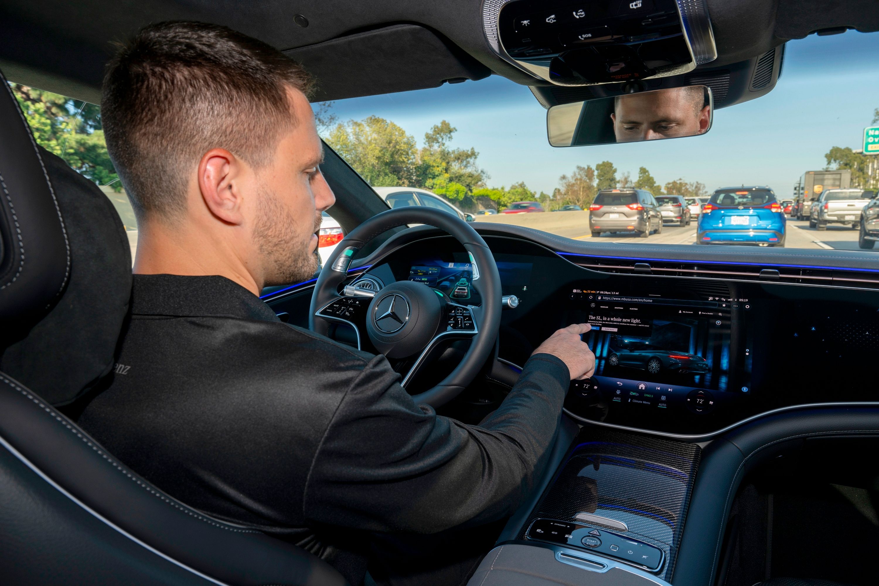 Mercedes-Benz Becomes First Automaker To Launch Level 3 Autonomous ...