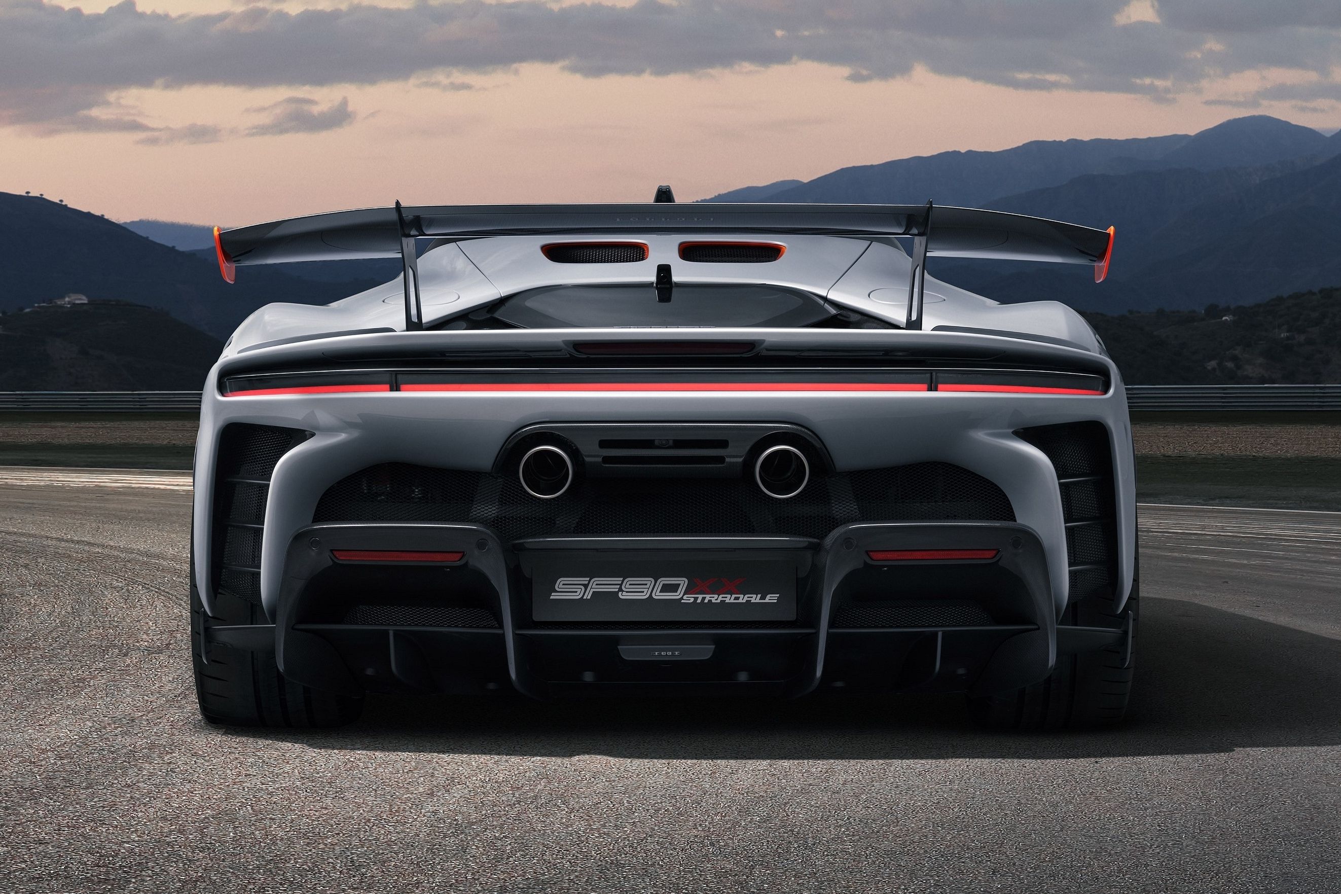 10 Fastest Accelerating Cars: The 0-60 MPH Kings Of The Road