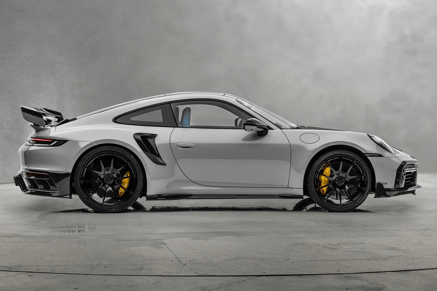 Porsche 911 Turbo S Gets 900-HP Upgrade And New Looks Thanks To Mansory