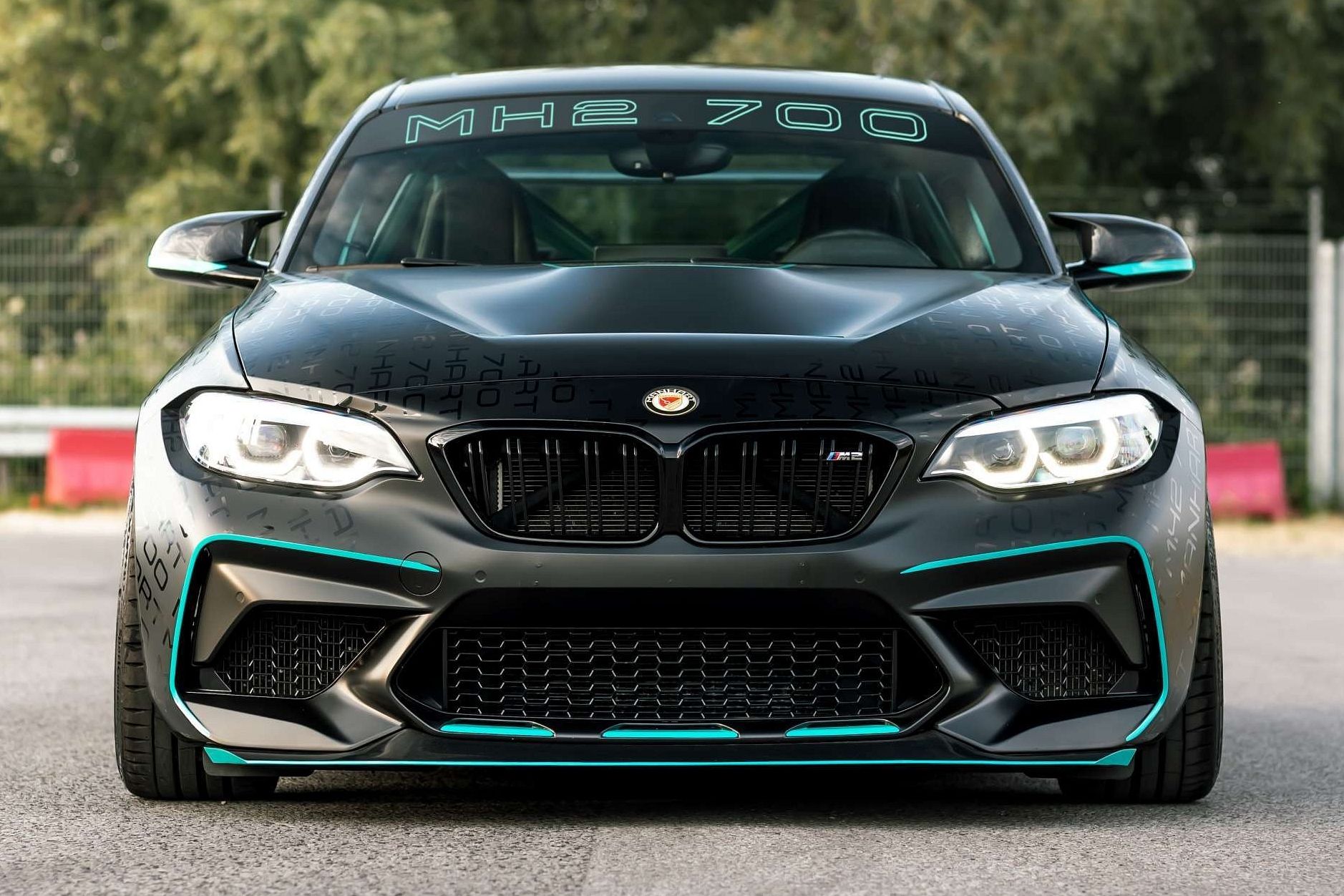 Manhart Gives Old BMW M2 Supercar Power