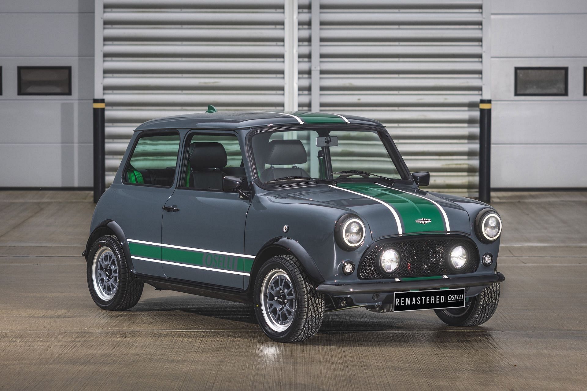 Ranking Every Generation Of Mini Cooper Hardtop From Worst To Best
