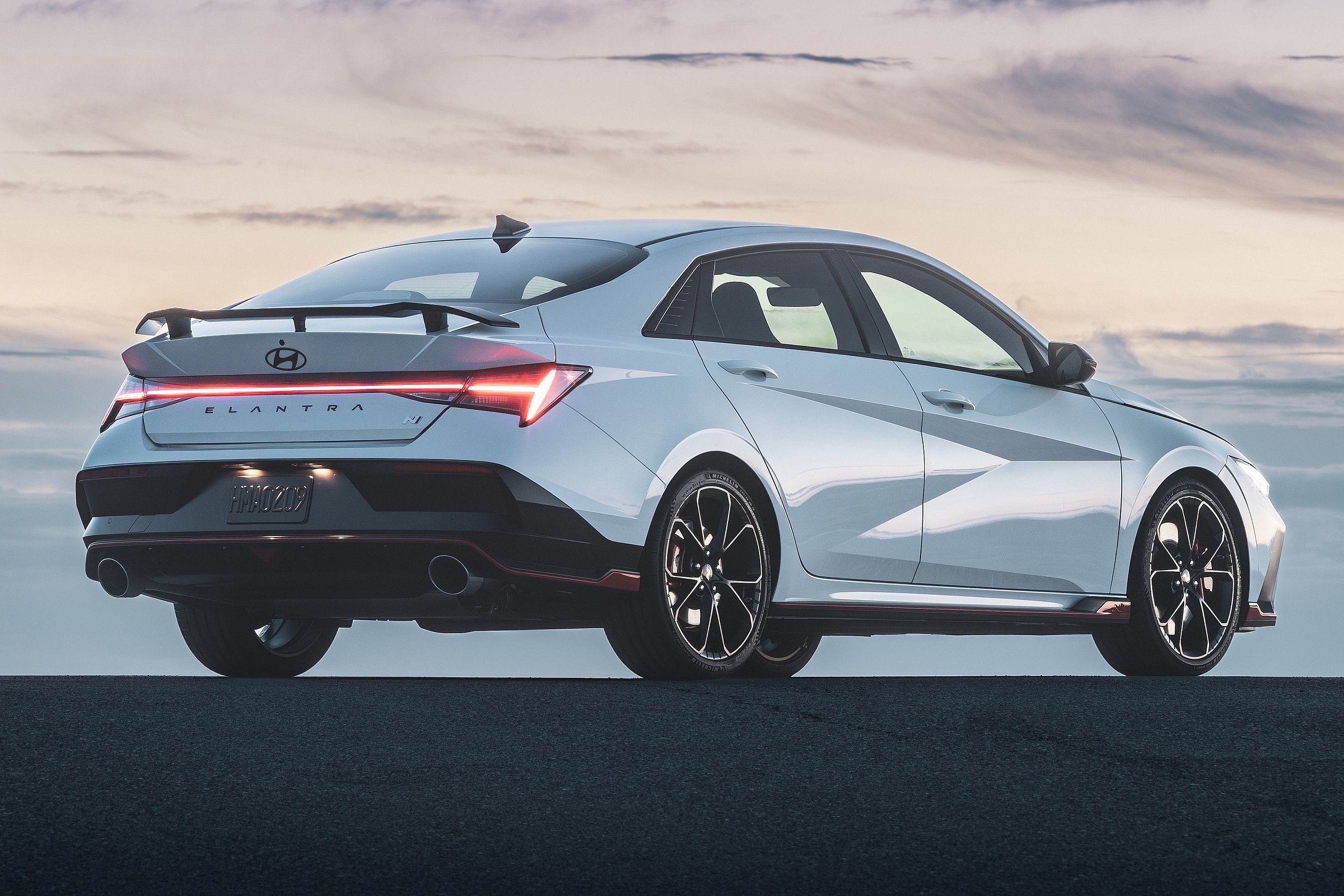 Hyundai Unveils Elantra N-Based Avante N1 For One-Make Race Series