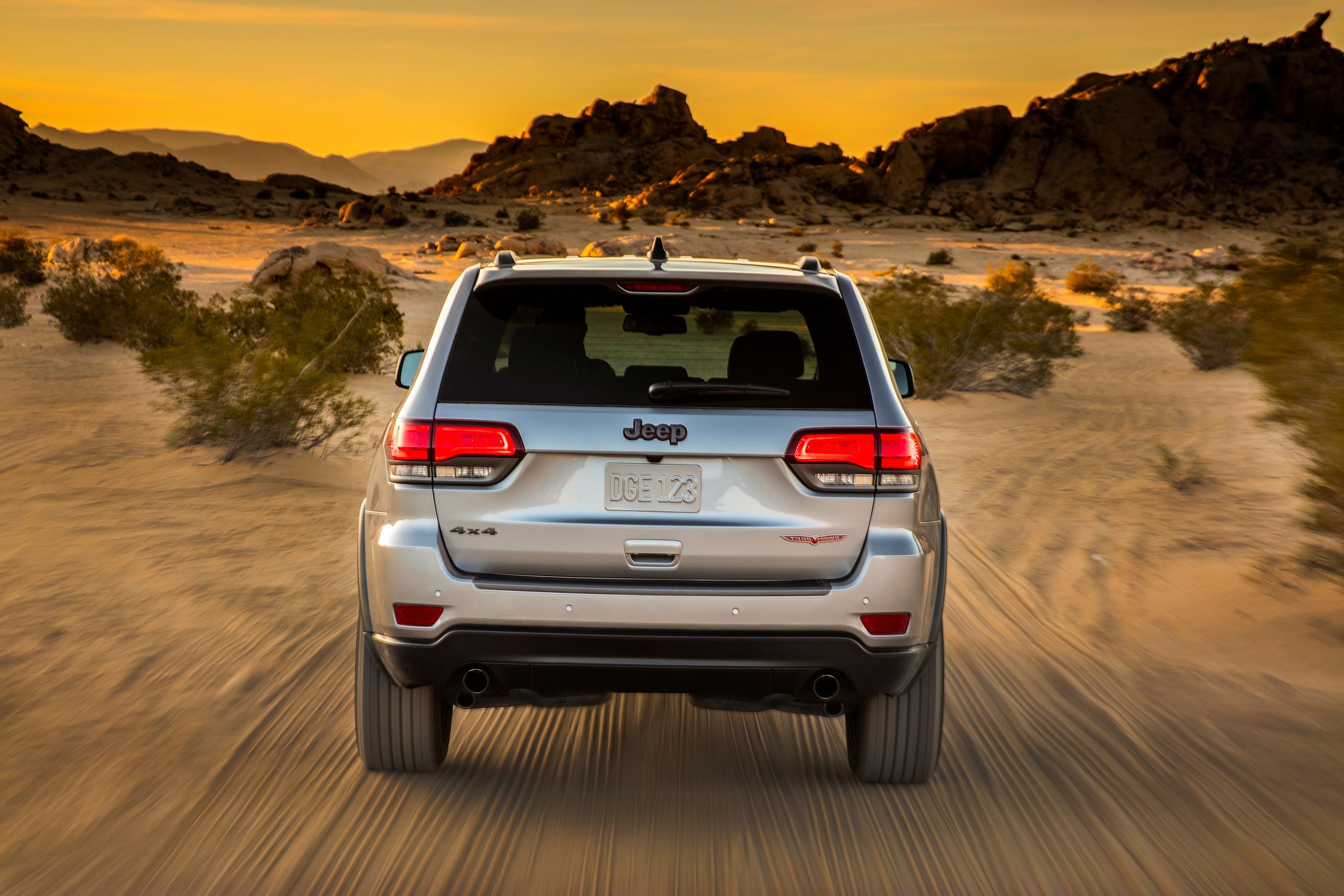 Trailhawk Vs. Trackhawk: Which Is The Better Jeep Grand Cherokee?