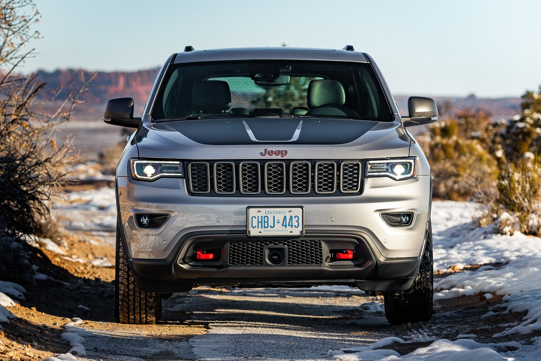 Trailhawk Vs. Trackhawk: Which Is The Better Jeep Grand Cherokee?