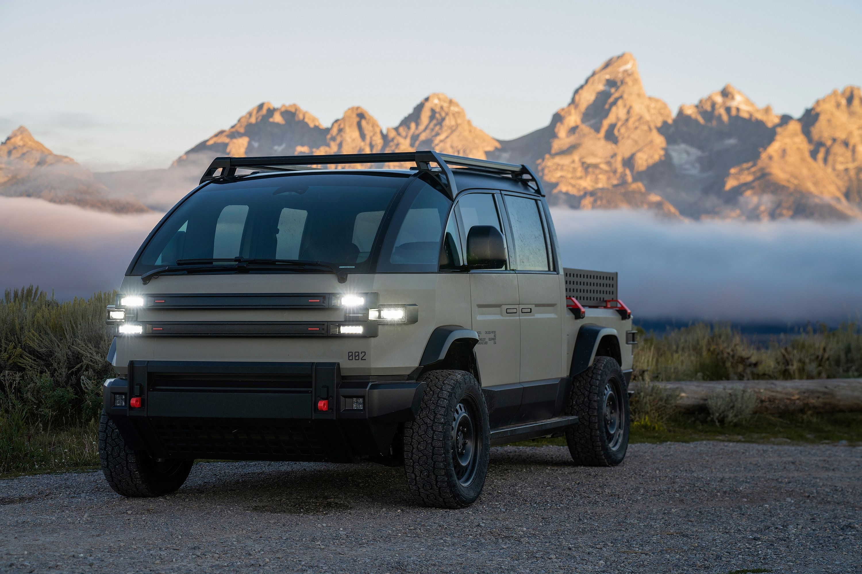 Canoo Unveils American Bulldog Electric Pickup Truck Concept