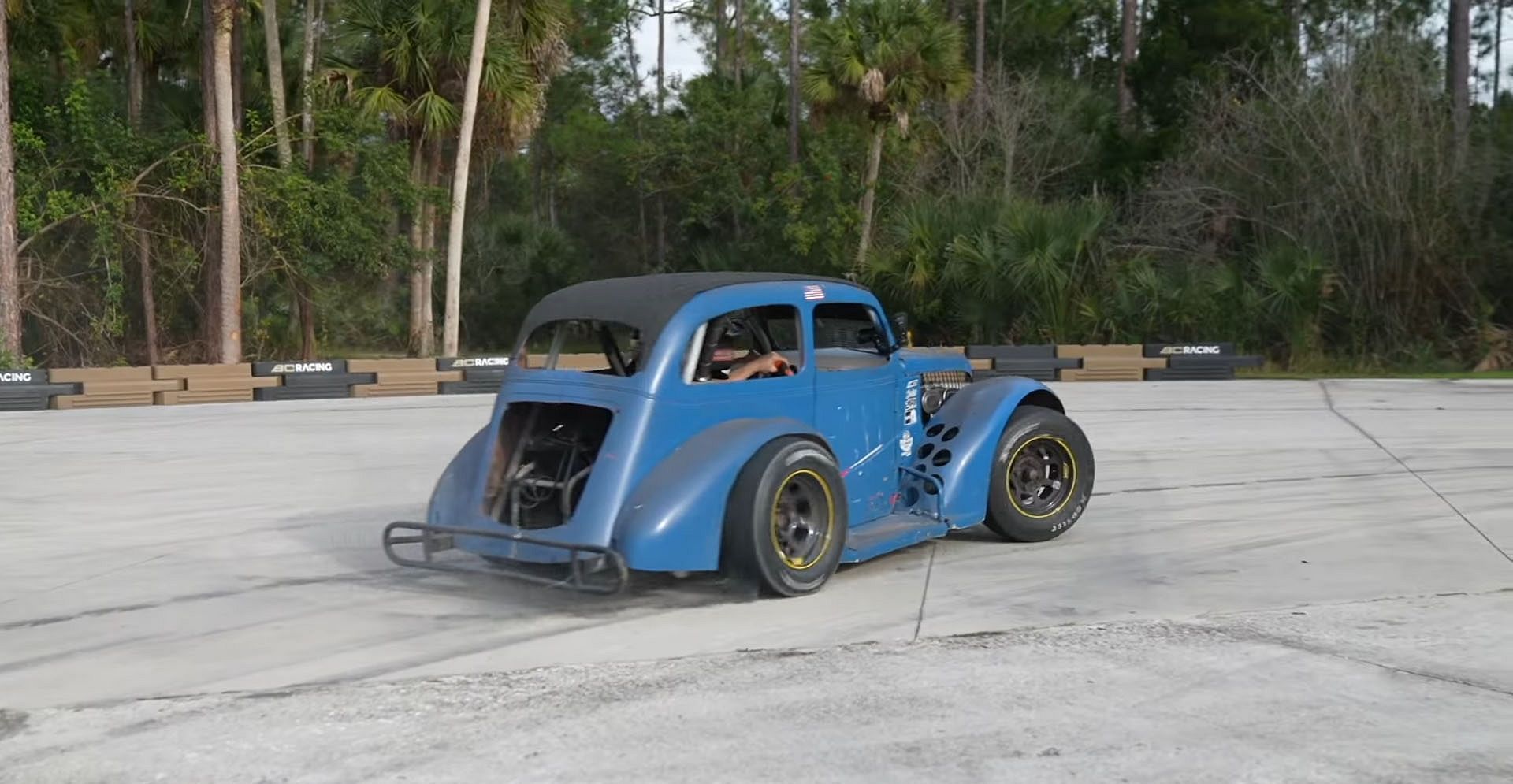 Legends Race Car Is A Pint-Sized Cheap Thrill That Revs To 12,000 RPM