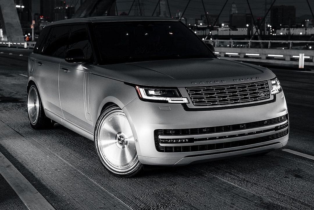 Flat-Face Wheels And Bright Interiors To Be Big Tuner Trends In 2024